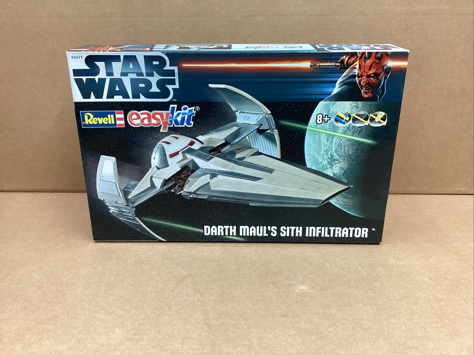 REVELL 1:120 EASY KIT STAR WARS  DARTH MAUL\'S  SITH INFILTRATOR 22,1 cm    06677