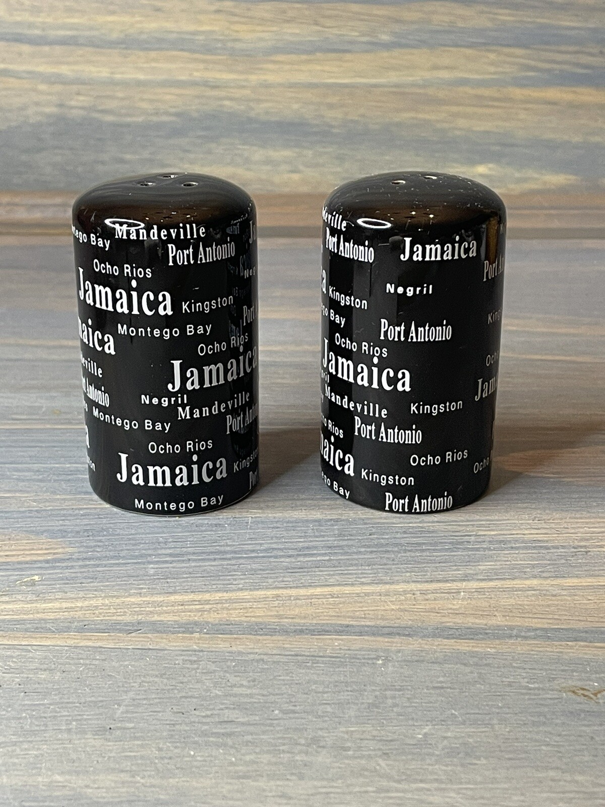 Vintage JAMAICA Towns Salt & Pepper Shaker Set Souvenir Black
