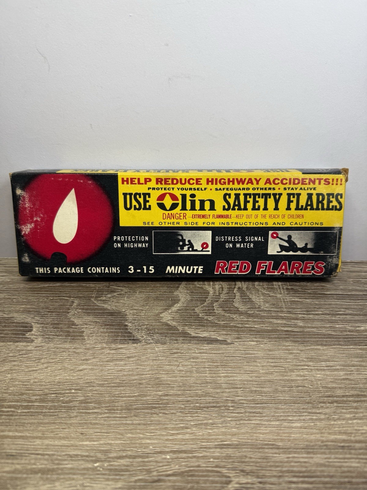 VTG Olin Safety Flares ~Be Safe Use Flares 3-15 Mins RED FLARES X3 NOS Emergency