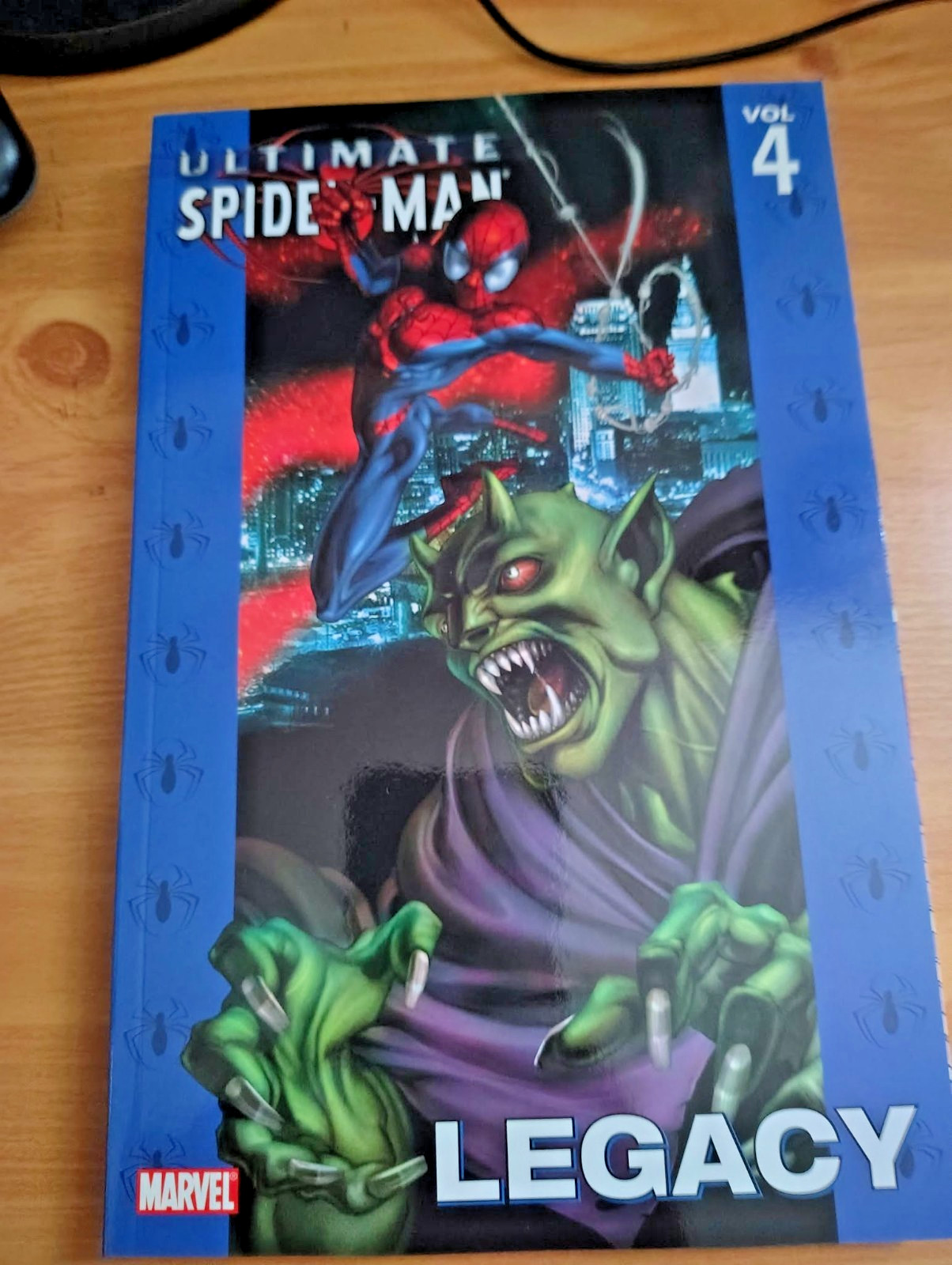 Ultimate Spider Man Vol. 4 Legacy By Brian Michael Bendis Trade paperbacks MCU Ultimate Spider Man Vol. 4 Legacy By Brian Michael Bendis Trade paperbacks MCU