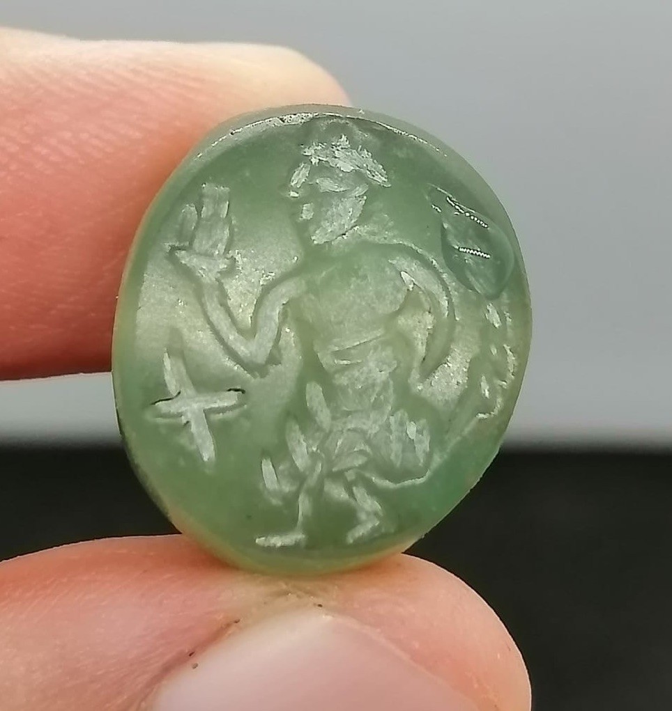Roman Old Jade Stone King Stunning Rate Stone Stamp Bead Roman Old Jade Stone King Stunning Rate Stone Stamp Bead
