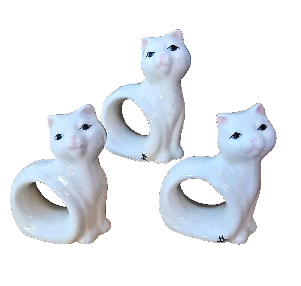 Vintage Katy\'s Country Charm Cat Kitty White Porcelain Napkin Ring Set Of 3 -EC