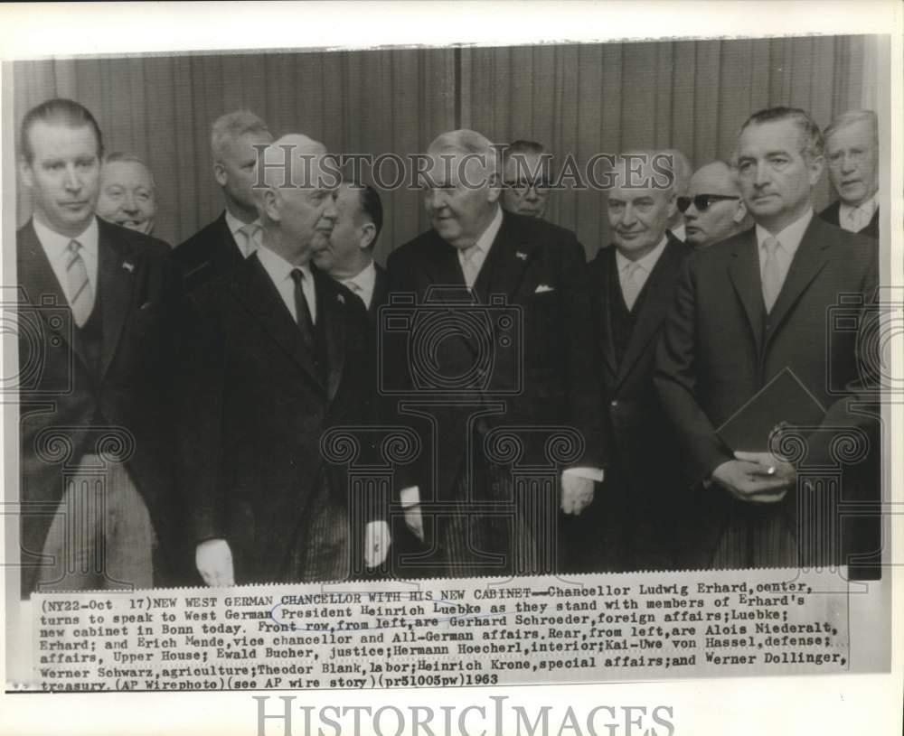1963 Press Photo West German Chancellor Erhard with new Cabinet and Luebke
