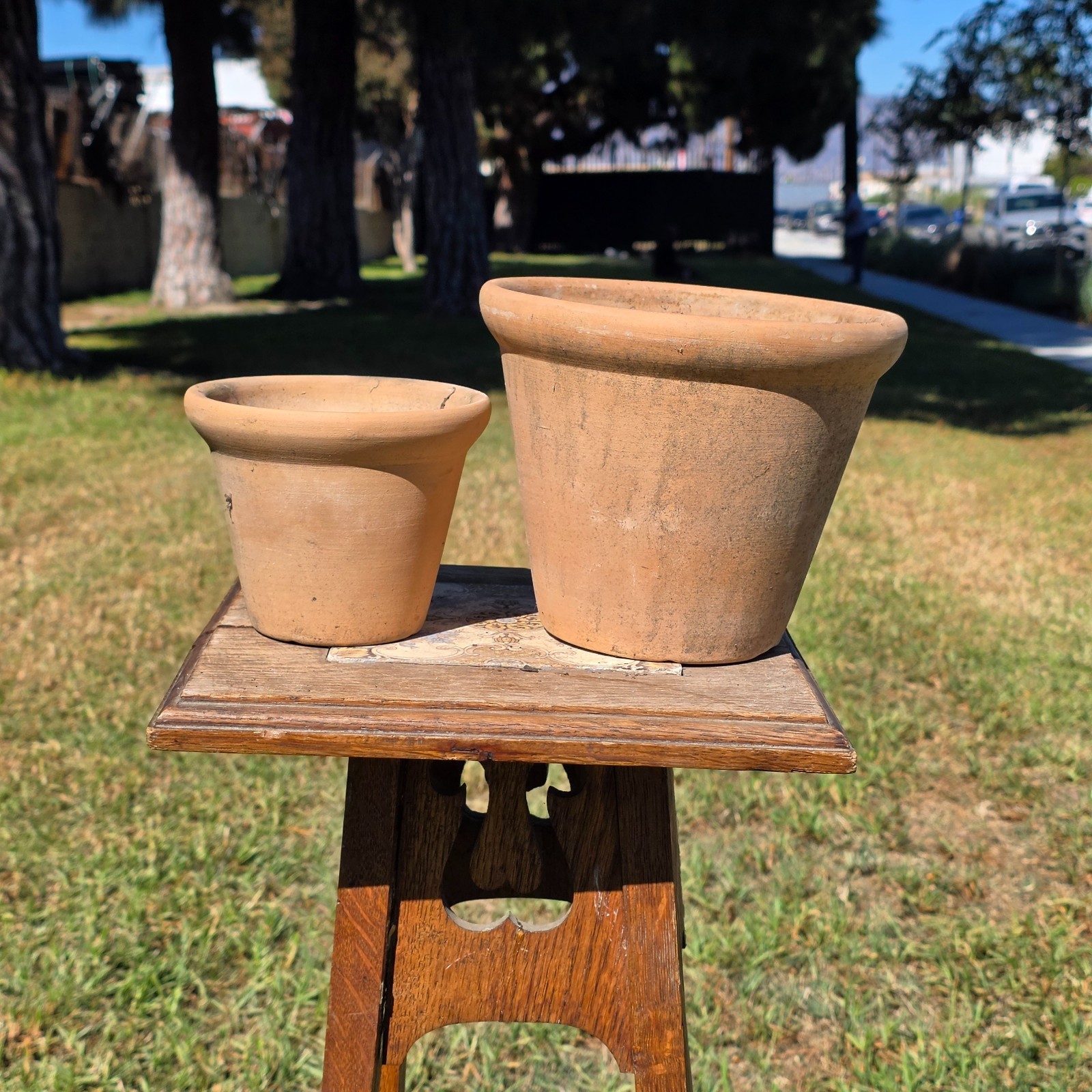 Vtg US Pottery Terracotta Planter Flower Pot Clay Set 2 USA Heavy Aged Patina Vtg US Pottery Terracotta Planter Flower Pot Clay Set 2 USA Heavy Aged Patina