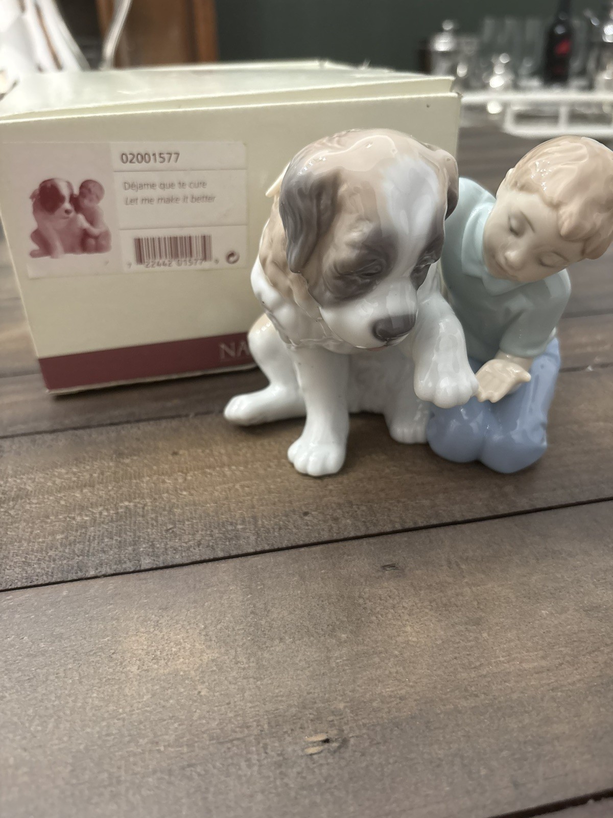 Nao by Lladró porcelain figurine \