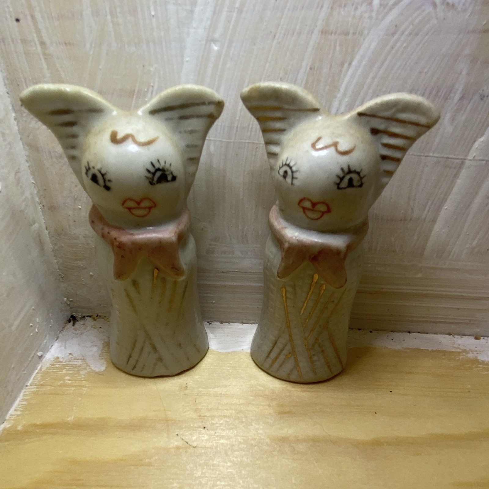 Vintage Anthropomorphic Cat Head Salt and Pepper Shakers 1950’s. Japan