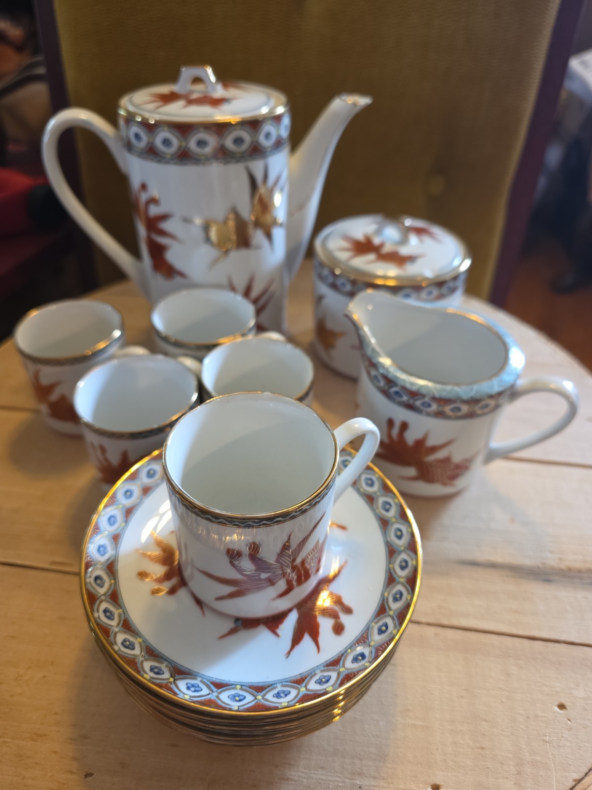 Exquisite Vtg. Zhongguo Zhi Zao Chinese Porcelain Hand Decor. Goldfish Tea Set 