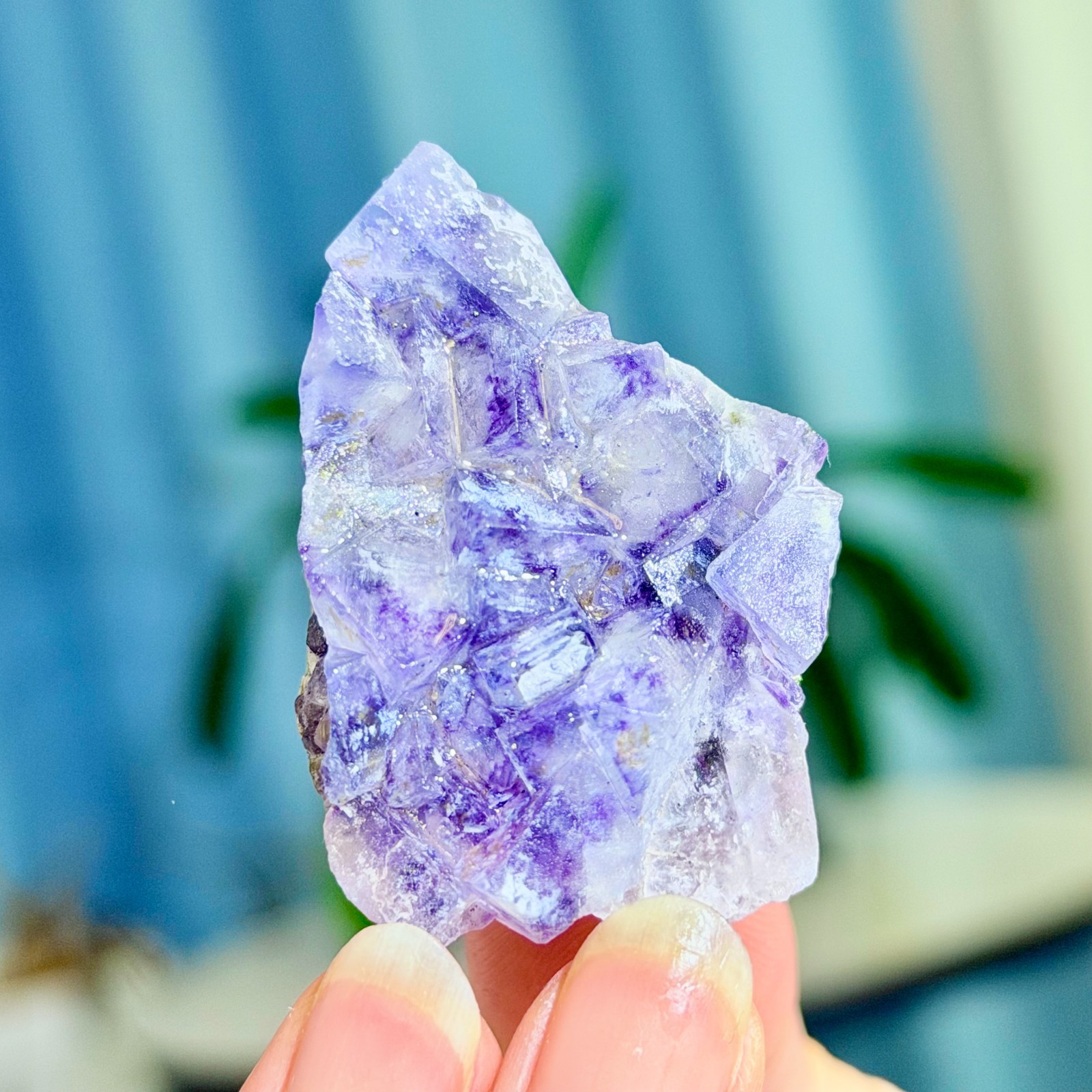34G Rare transparent purple cubic fluorite mineral crystal sample/China