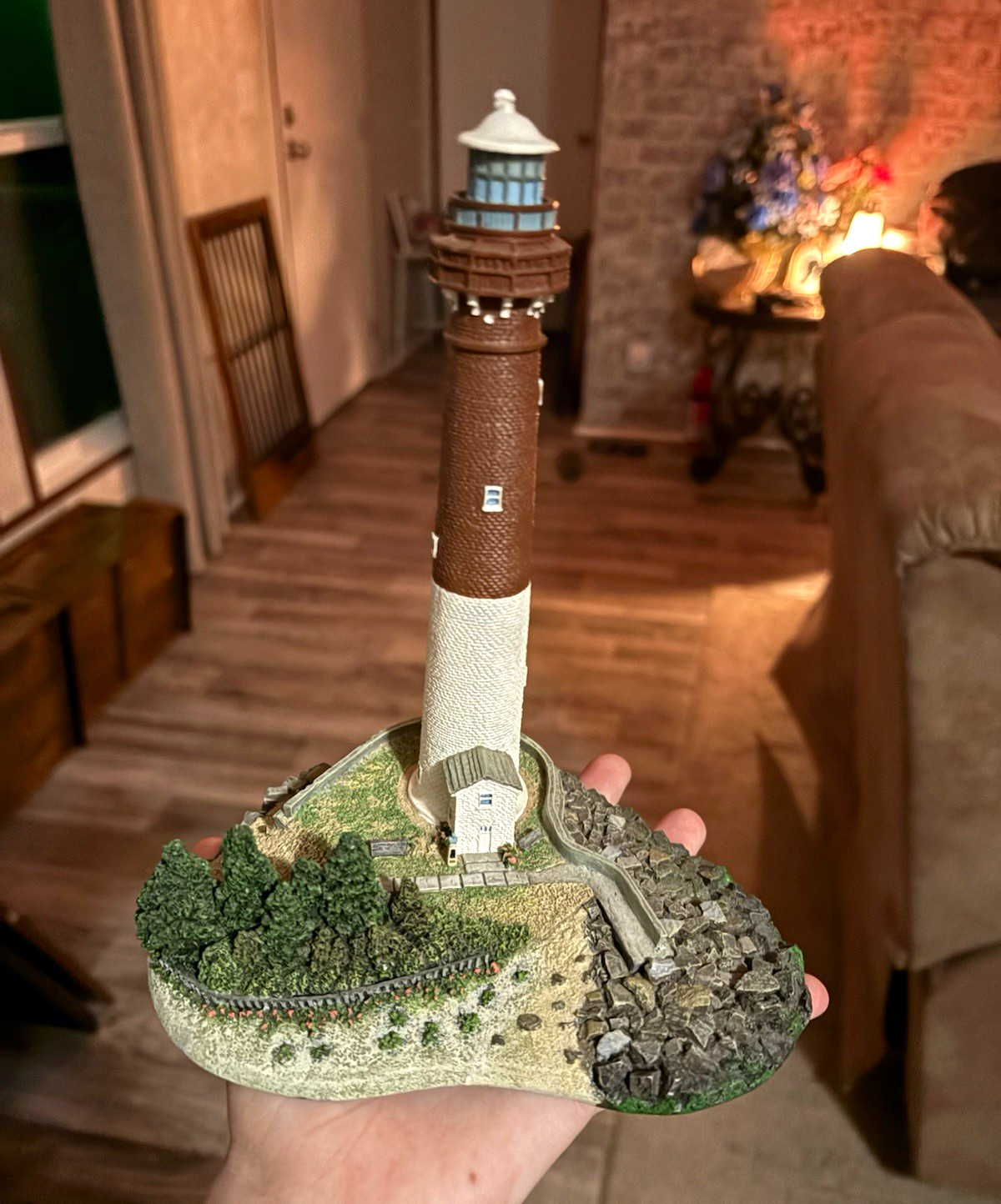 Harbour Lights Barnegat Lighthouse Figurine Resin Painted Long Beach Island NJ