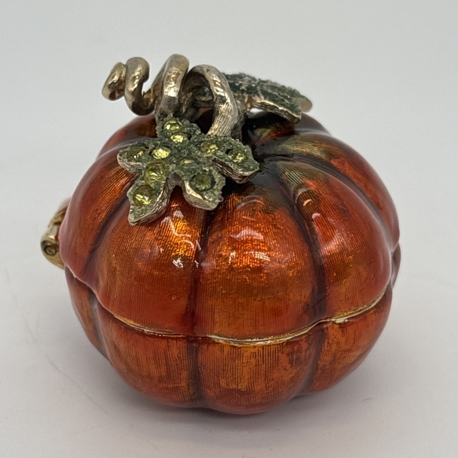 Vtg Monet Enameled Pumpkin Trinket Box Rhinestones Hinged Magnetic Closure Vtg Monet Enameled Pumpkin Trinket Box Rhinestones Hinged Magnetic Closure