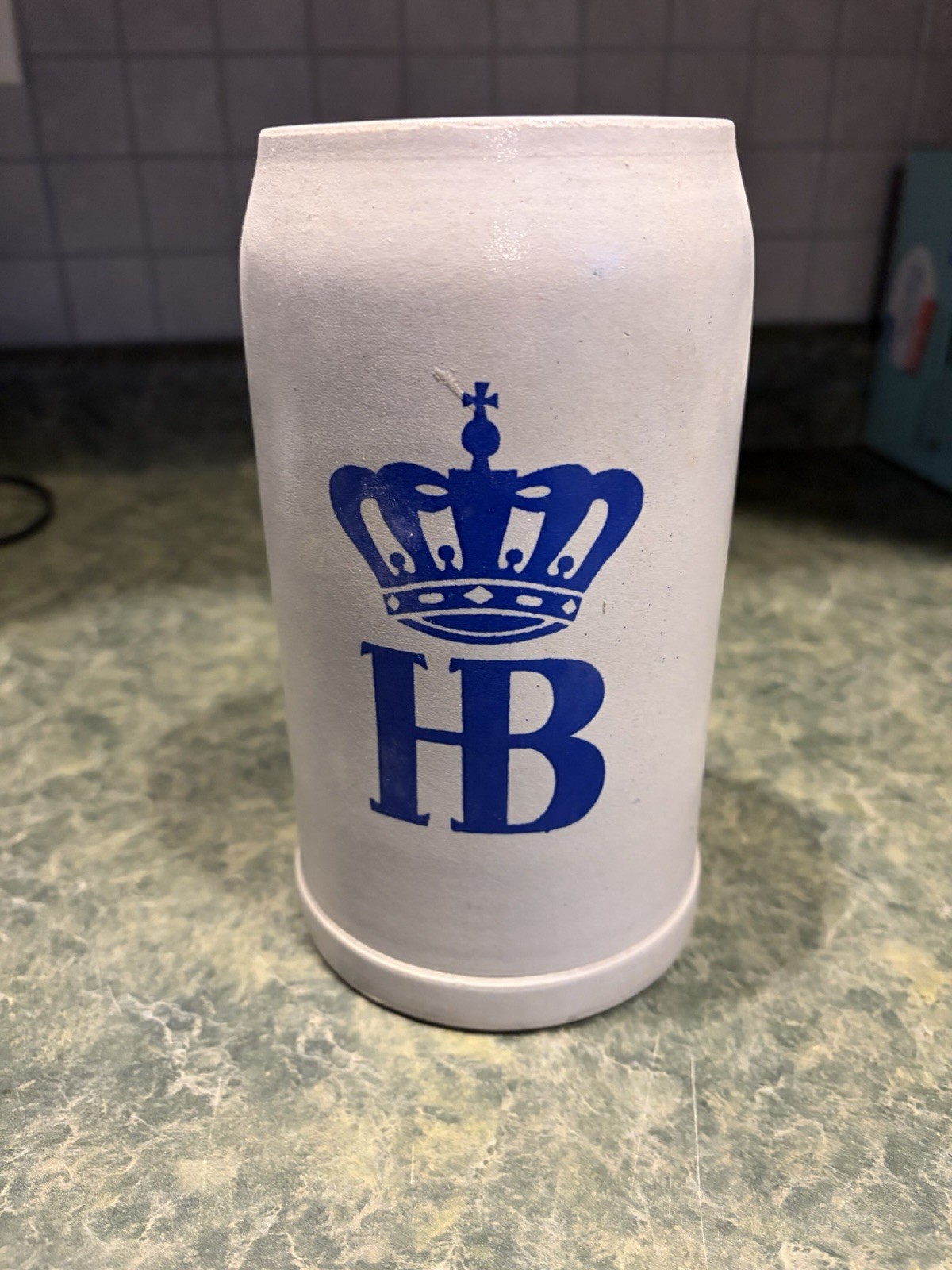 HB (HOFBRAUHAUS MUNCHEN) Large Stoneware Beer Stein Mug No Lid Germany