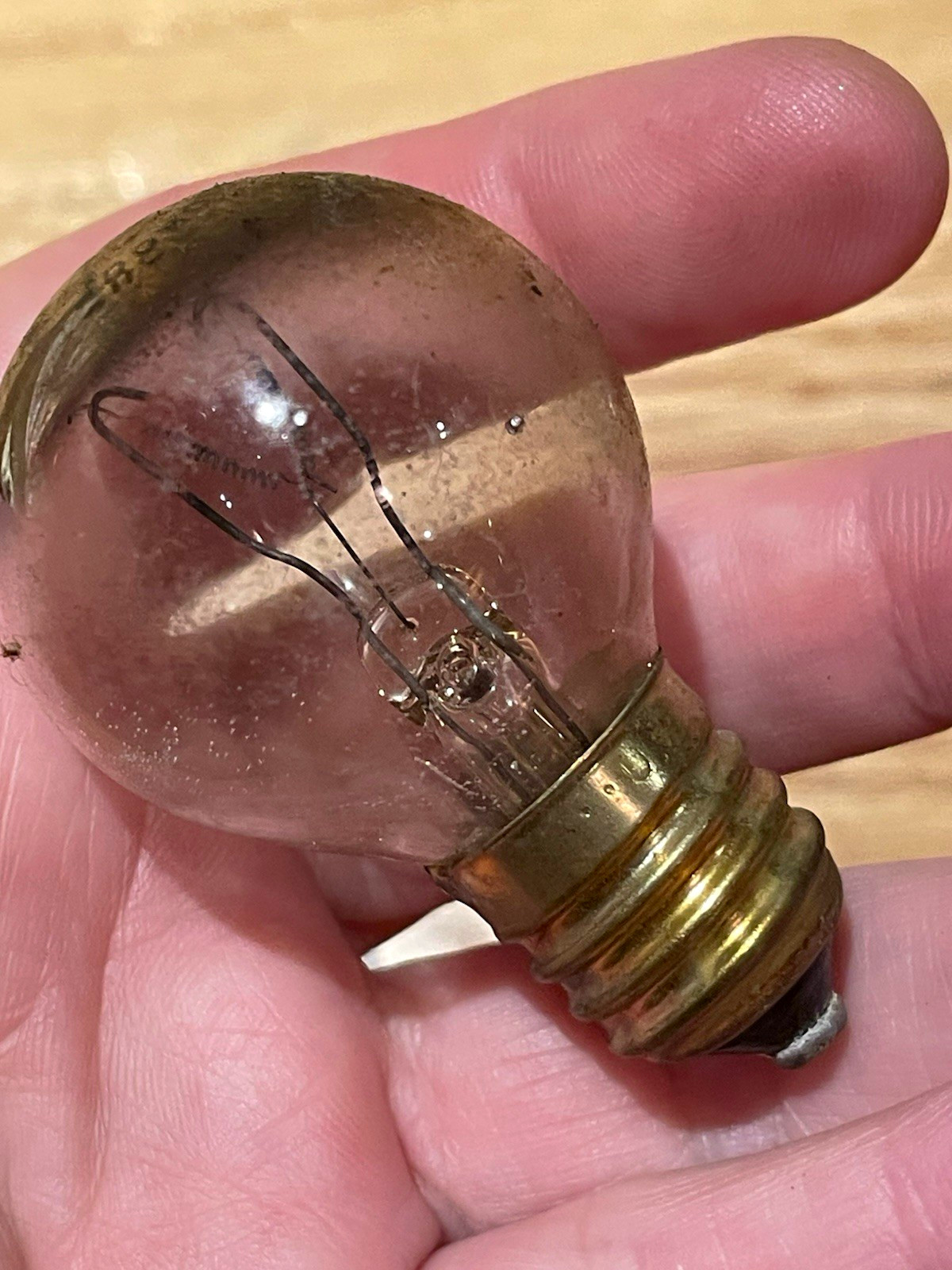 Vintage Westinghouse Odorout 4W G4S11 Ozone UV Germicidal Bulb E17 Tested Vintage Westinghouse Odorout 4W G4S11 Ozone UV Germicidal Bulb E17 Tested