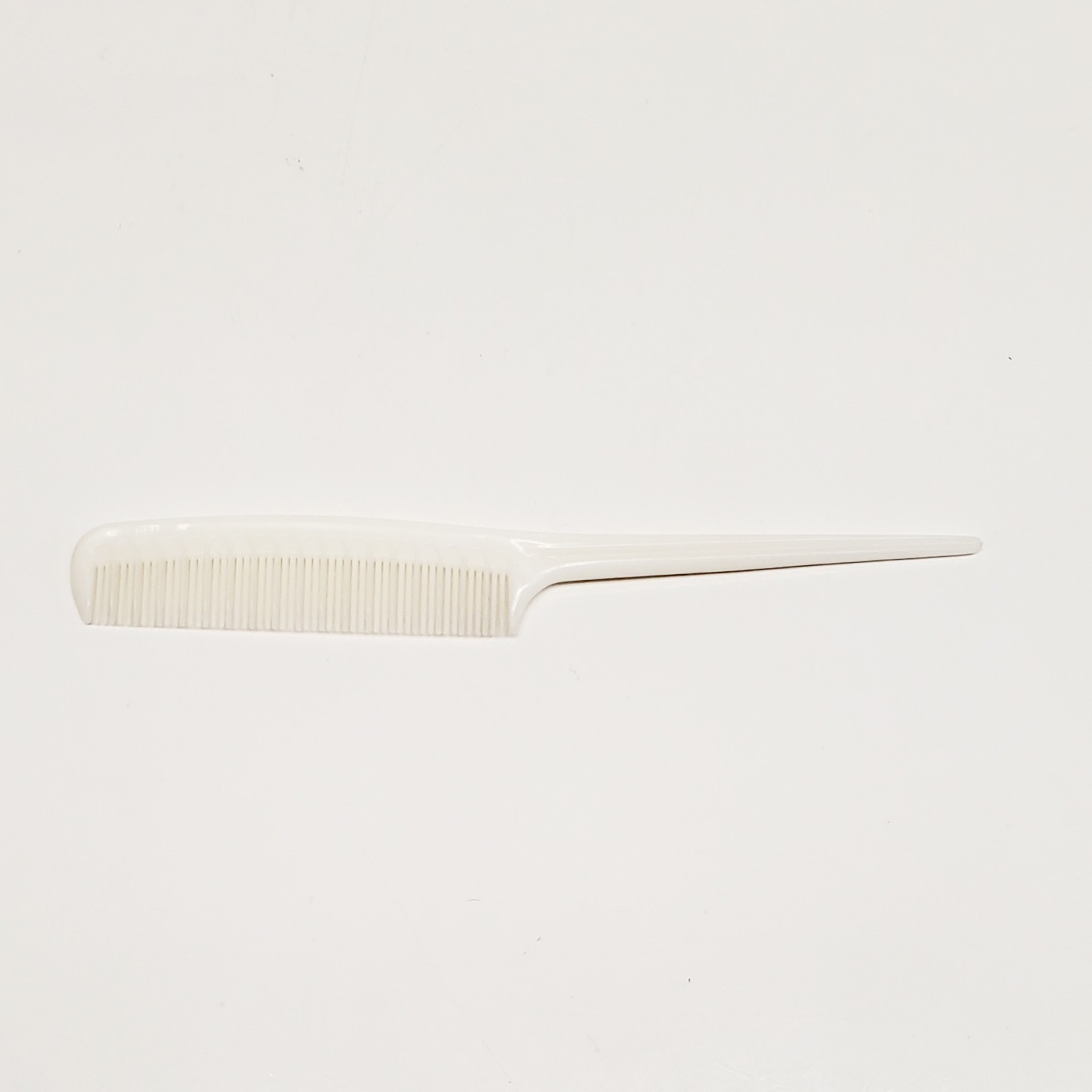 Tupperware Tupper Comb 8