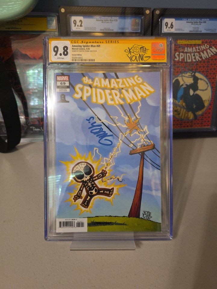 SIGNED Spider-Man #69 CGC 9.8 (2025) Skottie Young ~ Marvel Comics