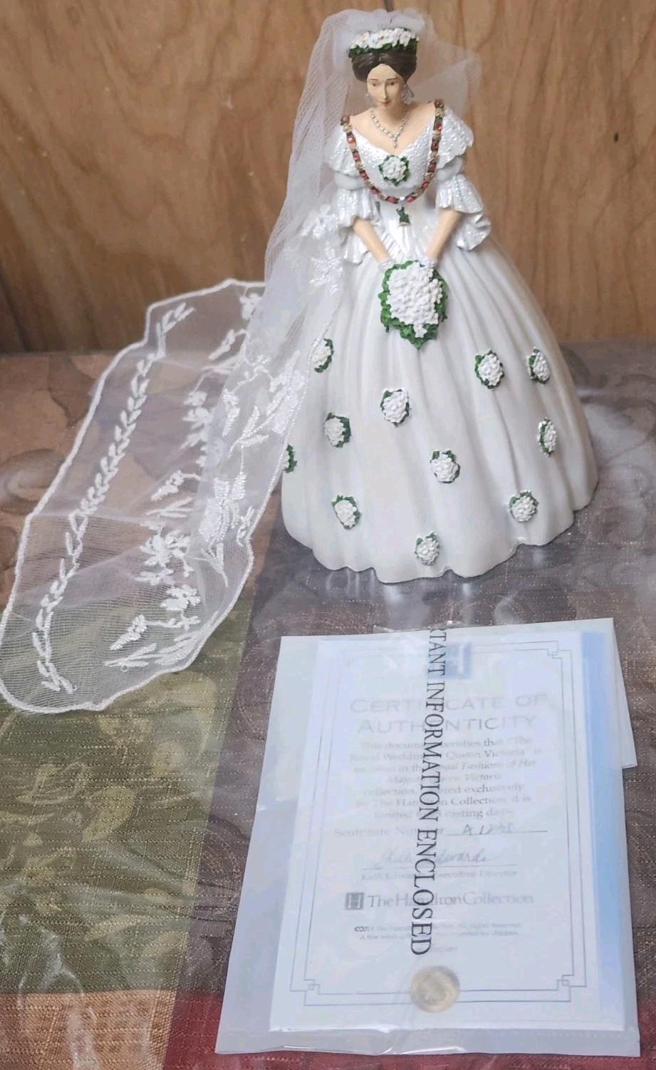 New Hamilton Collection The Royal Wedding of Queen Victoria Figurine COA New Hamilton Collection The Royal Wedding of Queen Victoria Figurine COA