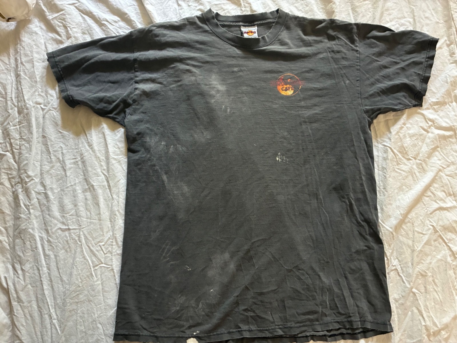 Hard Rock Cafe  Paris  Glitter Dragon Vintage frayed Tee Sun fade  hole XL