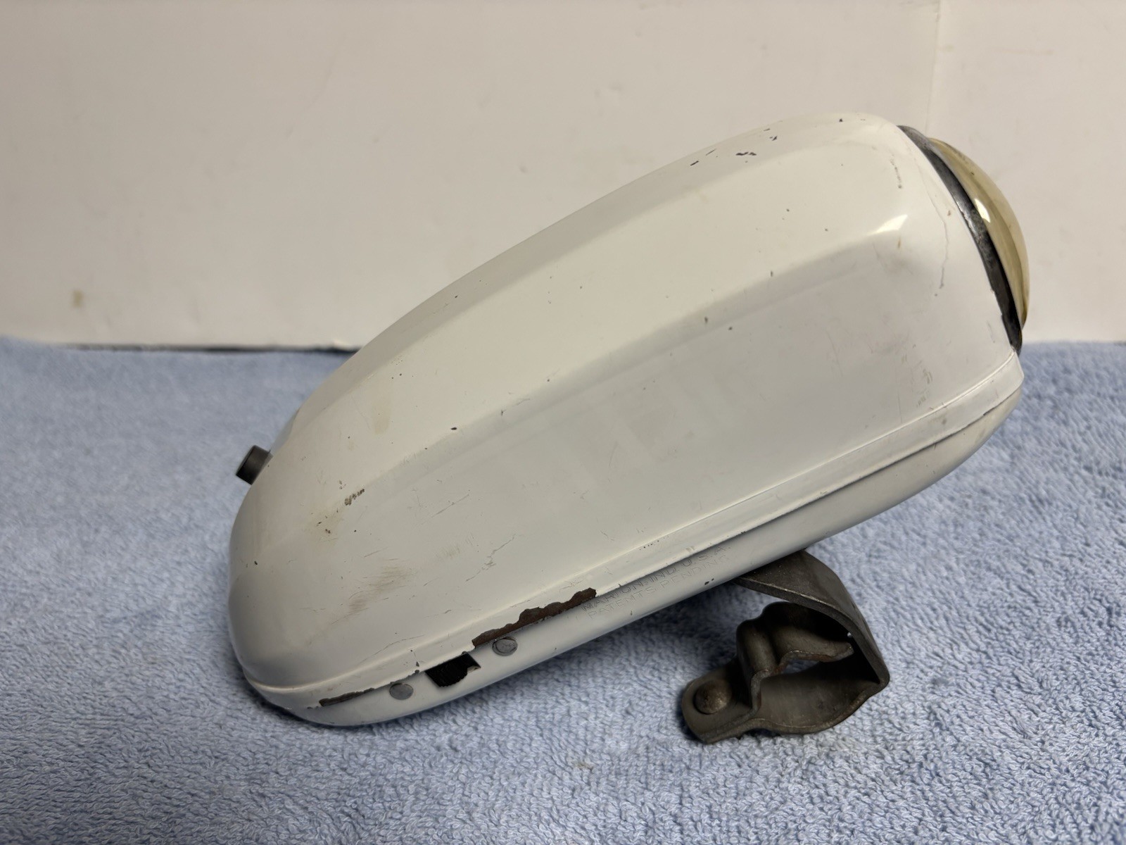 VINTAGE 1950'S DELTA DOMINATOR BICYCLE HEADLIGHT BAR MOUNT HORN LIGHT