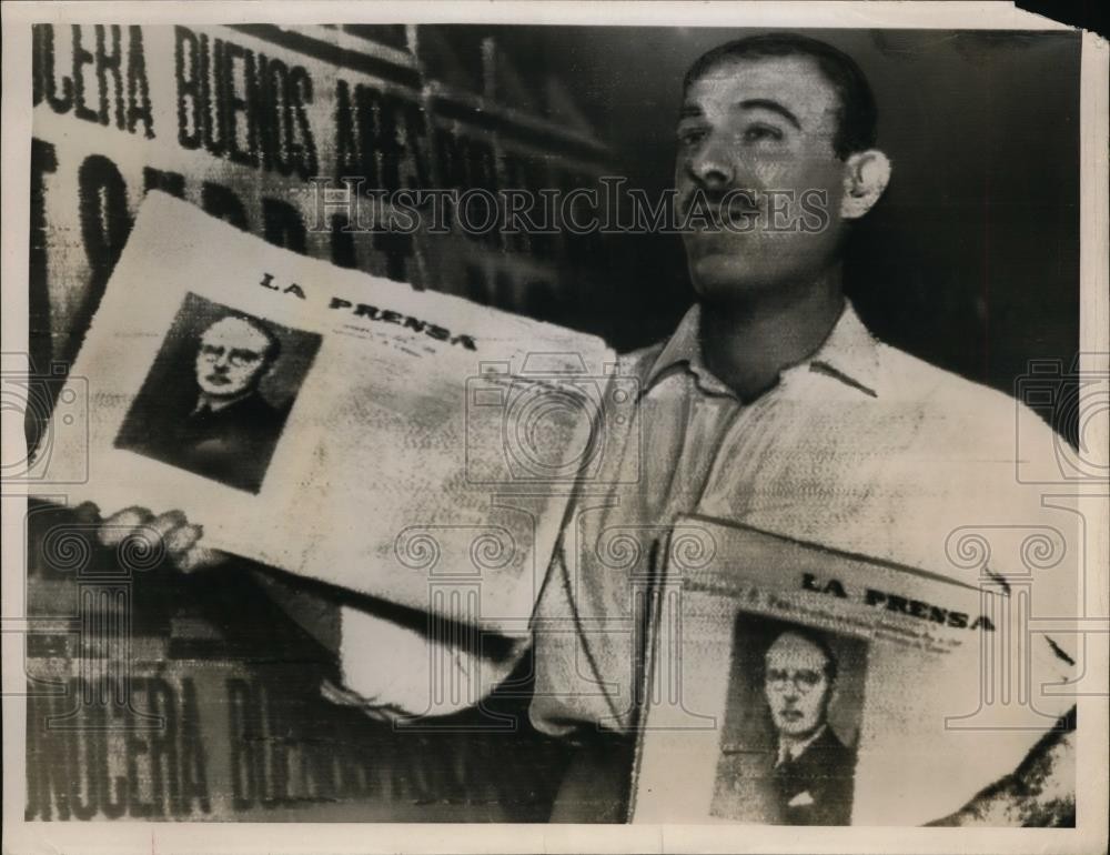 1956 Press Photo Buenos Aires Argentina paper resumed after seized by government