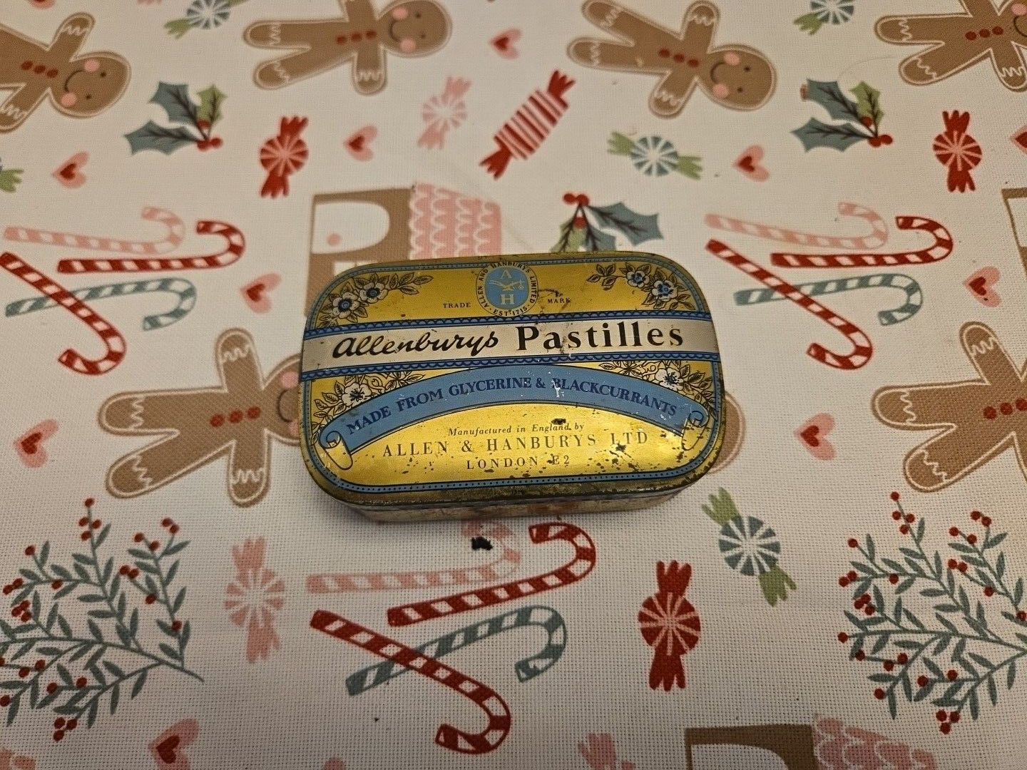 ALLENBURY\'S Pastilles Glycerin & Black Currants BOX empty tin Allen & Hanbury\'s