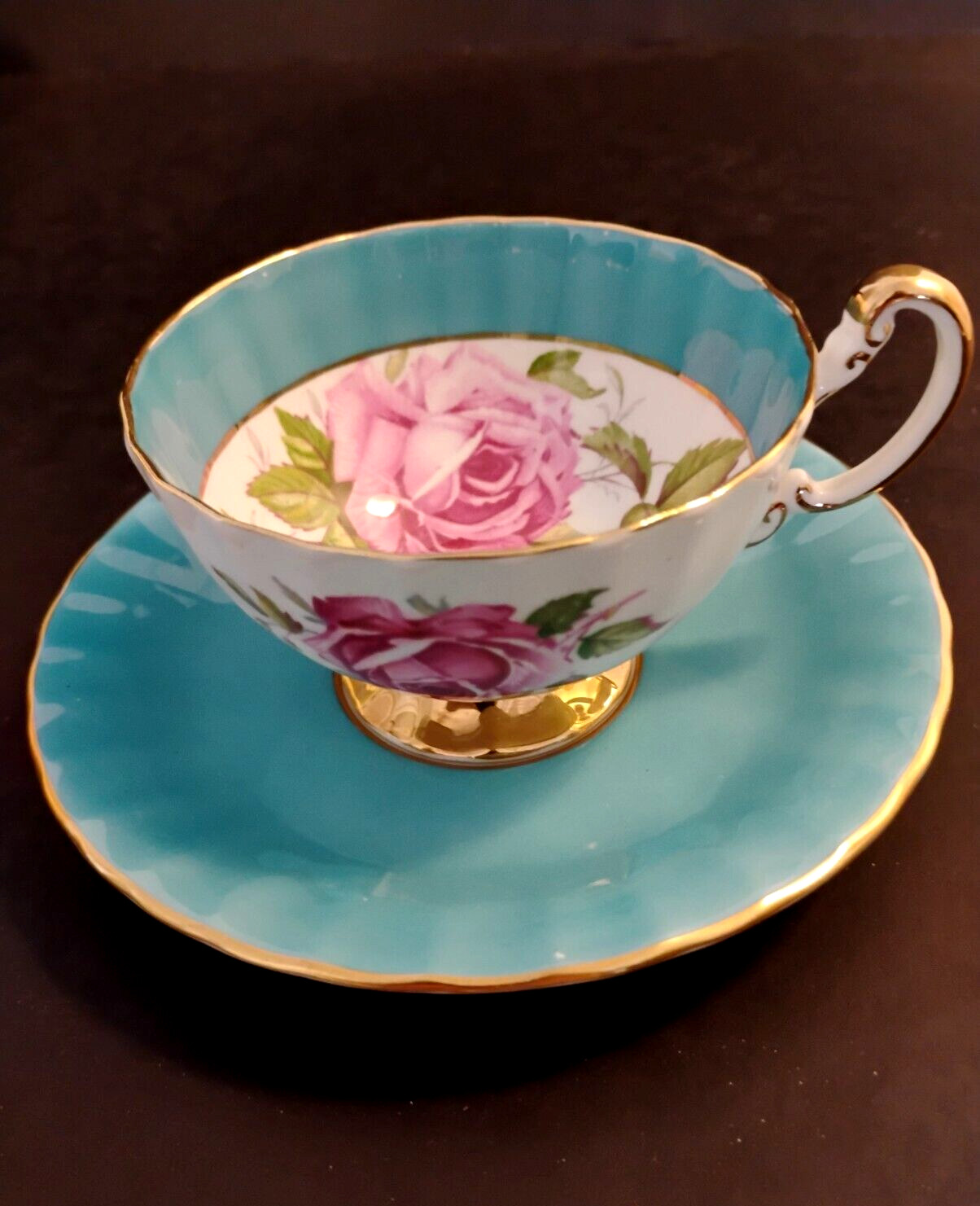 VTG Aynsley Turquoise Blue Cabinet Teacup & Saucer Large Pink Cabbage Roses 1940