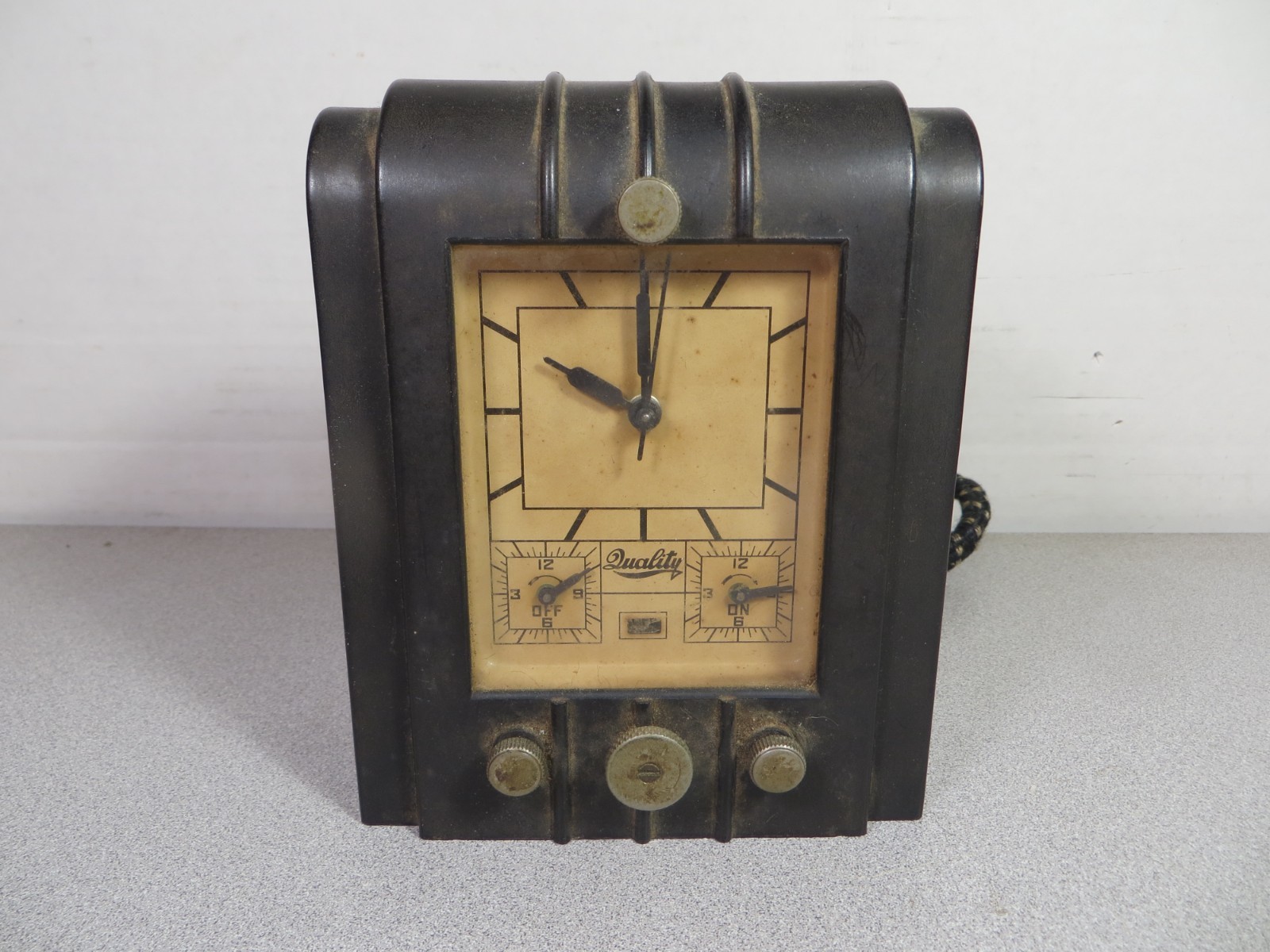 Vintage Lux Clock \'Quality\' Range Timer Art Deco Bakelite Original Cord Vintage Lux Clock \'Quality\' Range Timer Art Deco Bakelite Original Cord