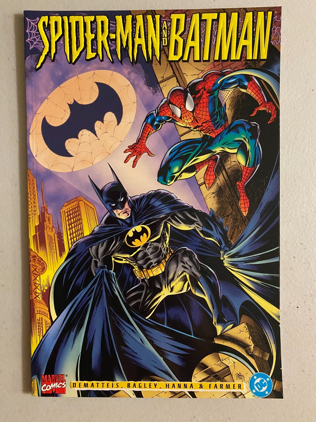 Spider-Man and Batman #1 direct 8.0 (1995) Spider-Man and Batman #1 direct 8.0 (1995)
