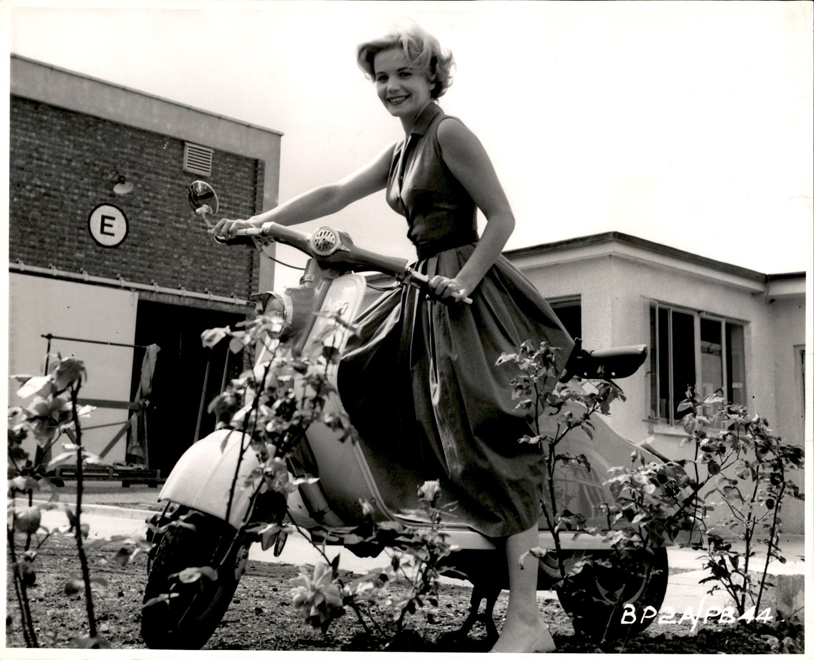 LD443 Original Photo ANNEMARIE DURINGER 1957 