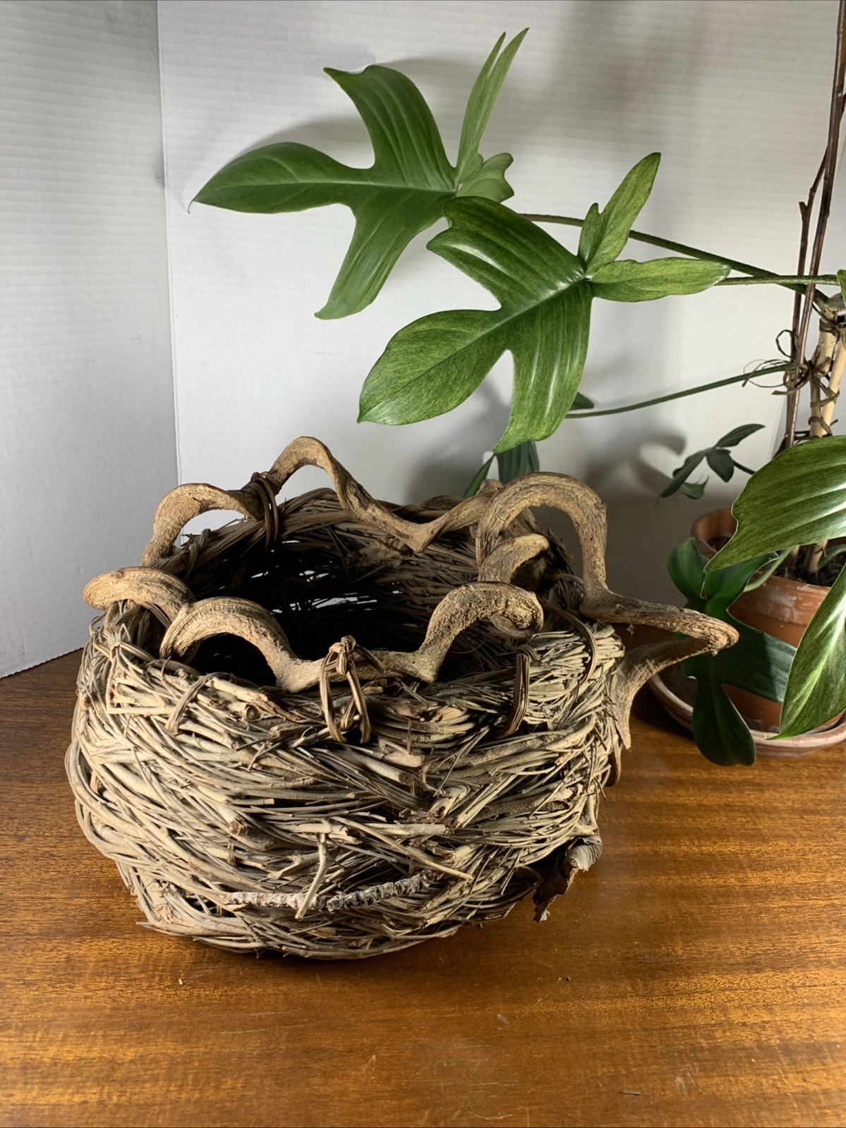 Vtg Artisan Sculptural Basket Art Winding Vine Display Cachepot 15x12” Farmhouse Vtg Artisan Sculptural Basket Art Winding Vine Display Cachepot 15x12” Farmhouse