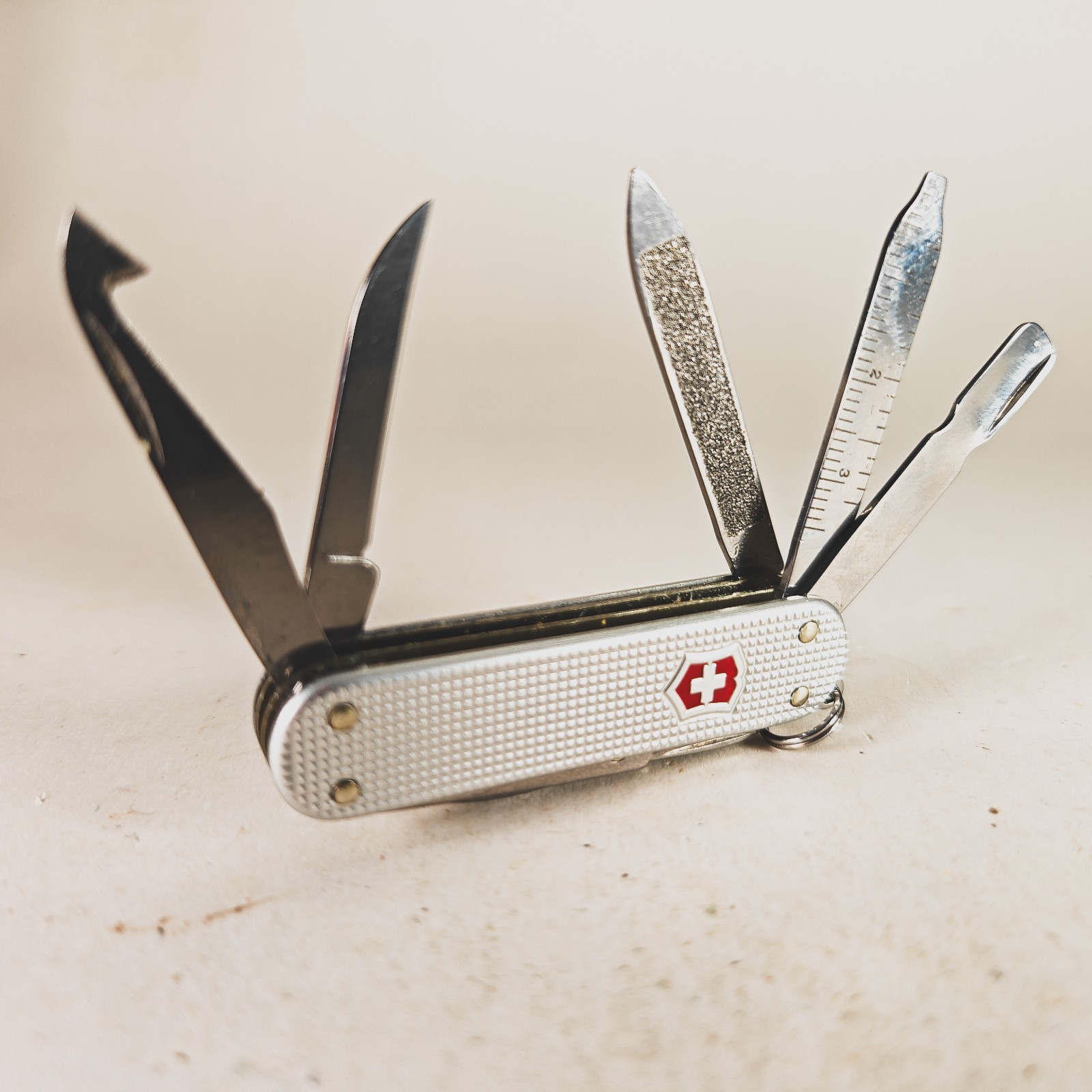 Victorinox MiniChamp Swiss Army Knife Silver Alox Multi Tool Victorinox MiniChamp Swiss Army Knife Silver Alox Multi Tool