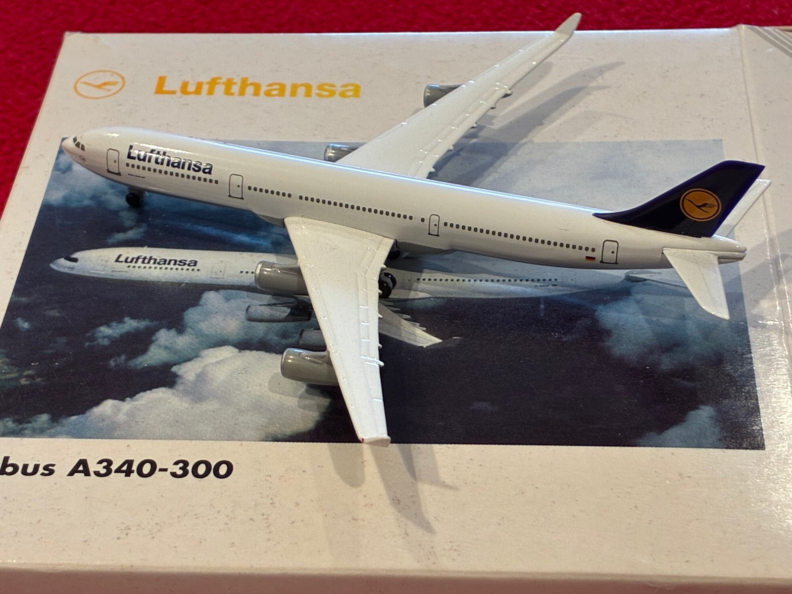 Herpa Wings 1:500 516549 Lufthansa Airbus A340-300 - Aircraft Model XFine Cond.