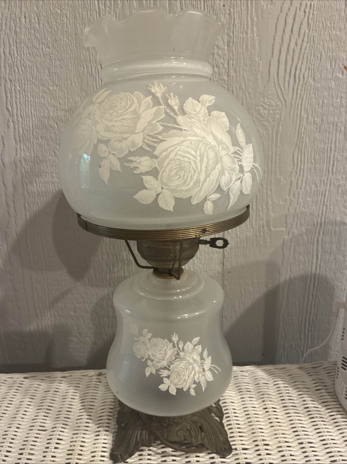 Vintage Hurricane Lamp Amber Smokey Glass Etched White Roses 3-Way Electric GWTW Vintage Hurricane Lamp Amber Smokey Glass Etched White Roses 3-Way Electric GWTW