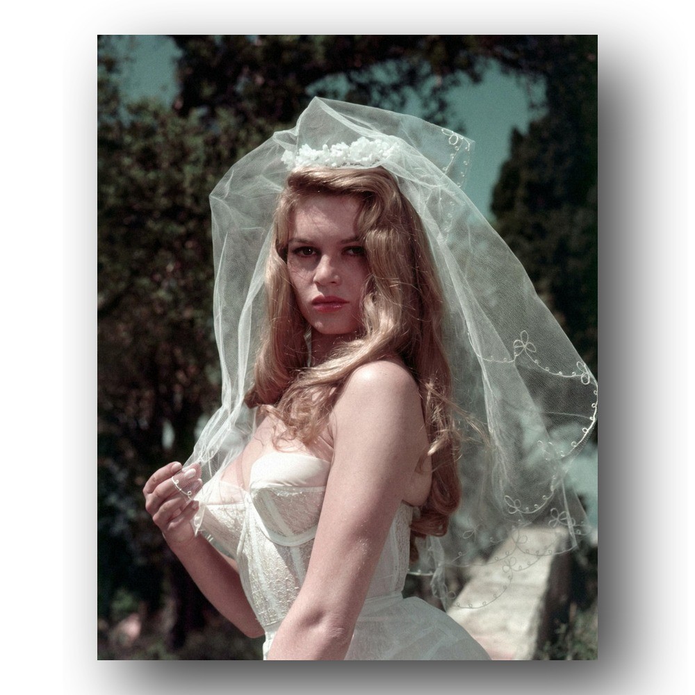 Brigitte Bardot Photo 8x10 Iconic Portrait Glamour Studio Shot