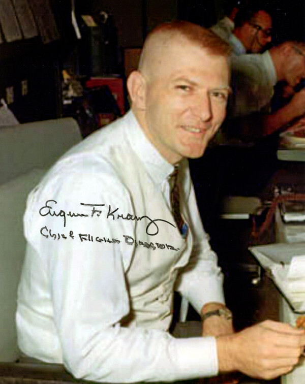 EUGENE GENE KRANZ SIGNED 8X10 PHOTO FLIGHT DIRECTOR APOLLO NASA RARE BECKETT BAS