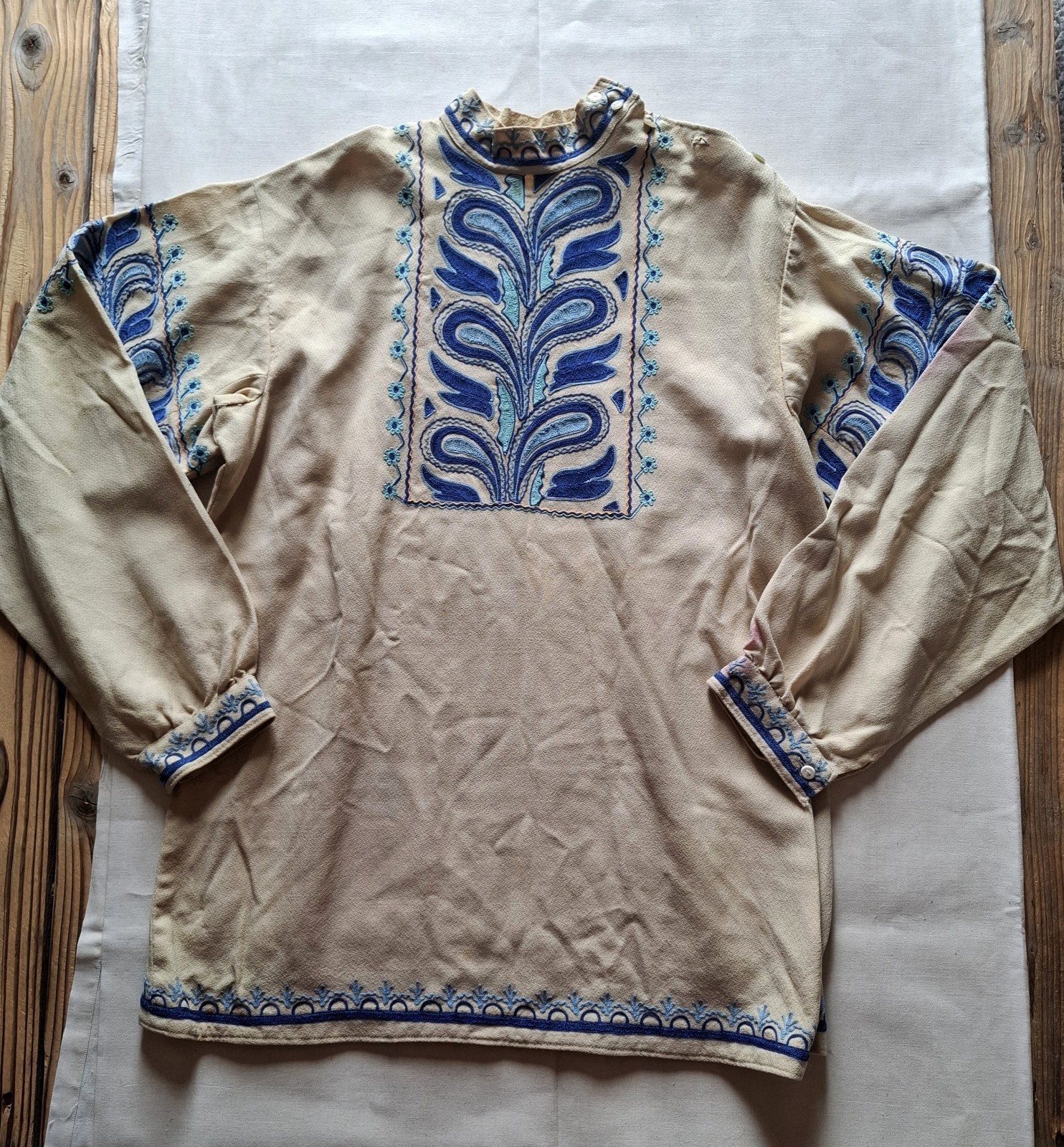 Vintage Ukrainian Vyshyvanka Embroidered Folk Shirt Men XL Blue Ethnic Tunic