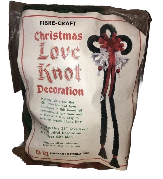 Vintage Macrame fun Fibre-Craft Hanging Christmas Love Knot Decoration Craft Kit Vintage Macrame fun Fibre-Craft Hanging Christmas Love Knot Decoration Craft Kit