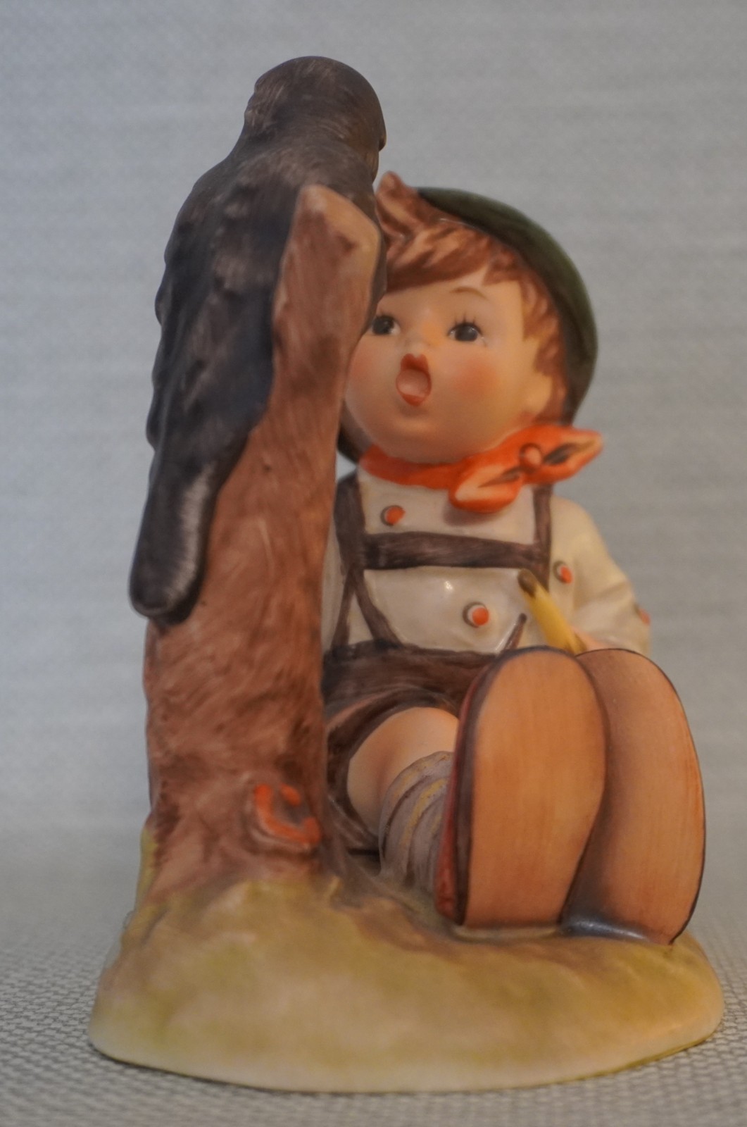 Vintage Goebel Hummel Figurine #433 \ Vintage Goebel Hummel Figurine #433 \