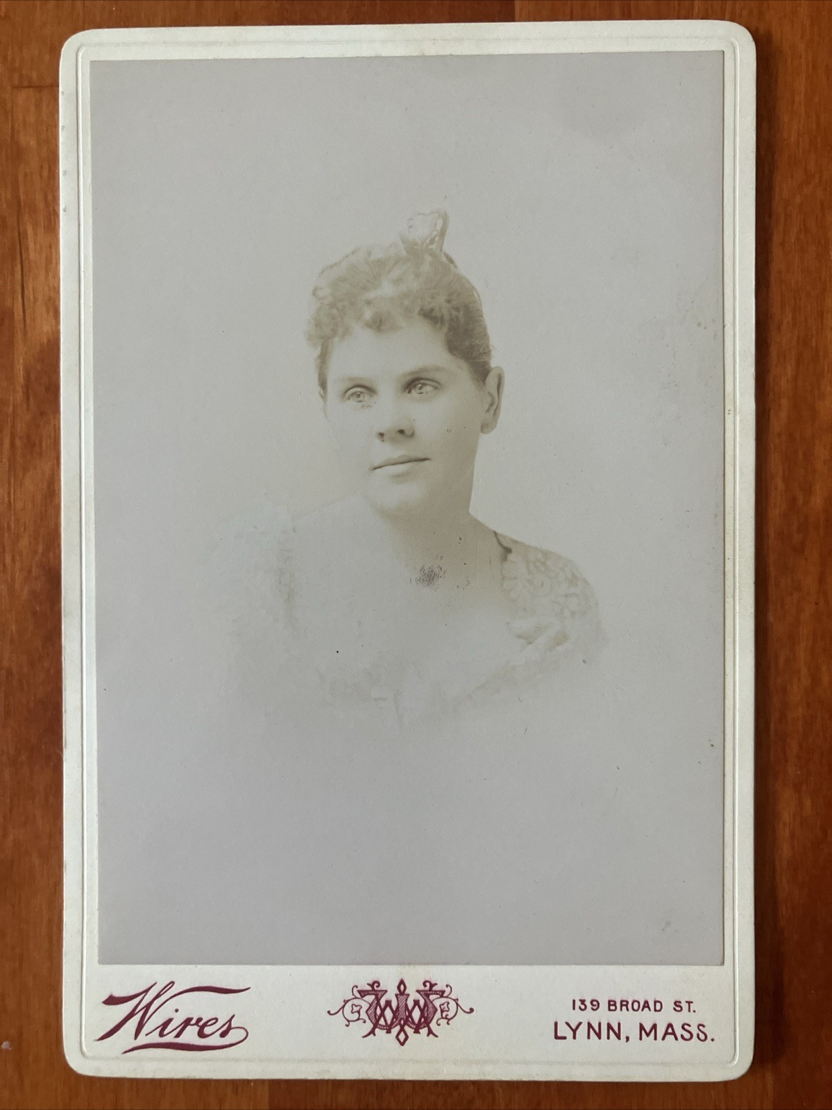 Young Woman In White Cabinet Card Lynn MA Wires Antique Photo