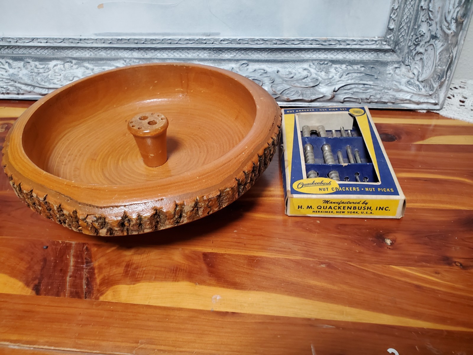 Vtg Wood Nut Bowl Dish Tree Bark ELLWOOD RUSTICWARE 11” includes Nib tools X-mas