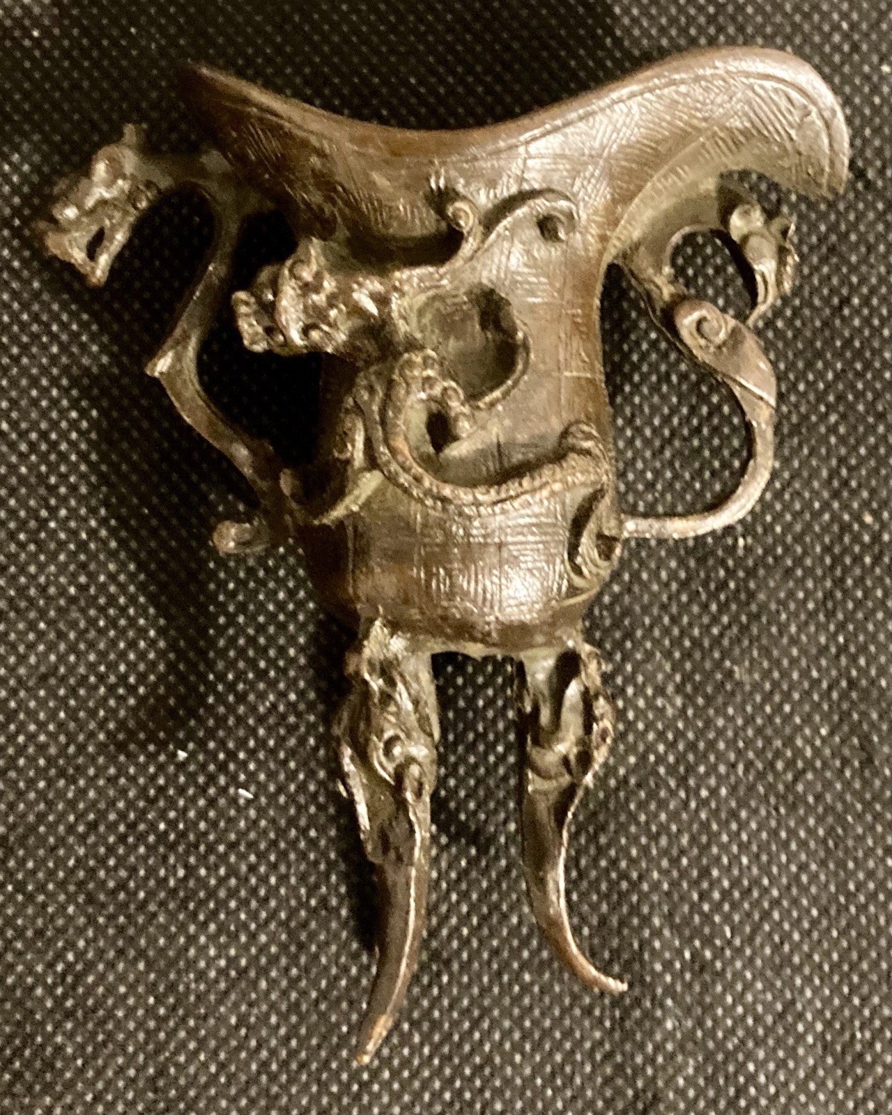 Bronze Chinese 3 1/2” Dragon Carved Jue Ceremonial Wine Cup Bronze Chinese 3 1/2” Dragon Carved Jue Ceremonial Wine Cup
