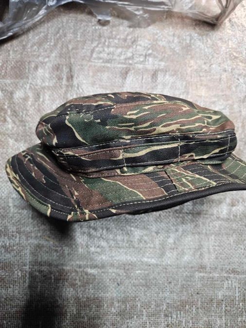 Tiger Stripe camo boonie hat size Medium fit 7 1/4 -7 3/8