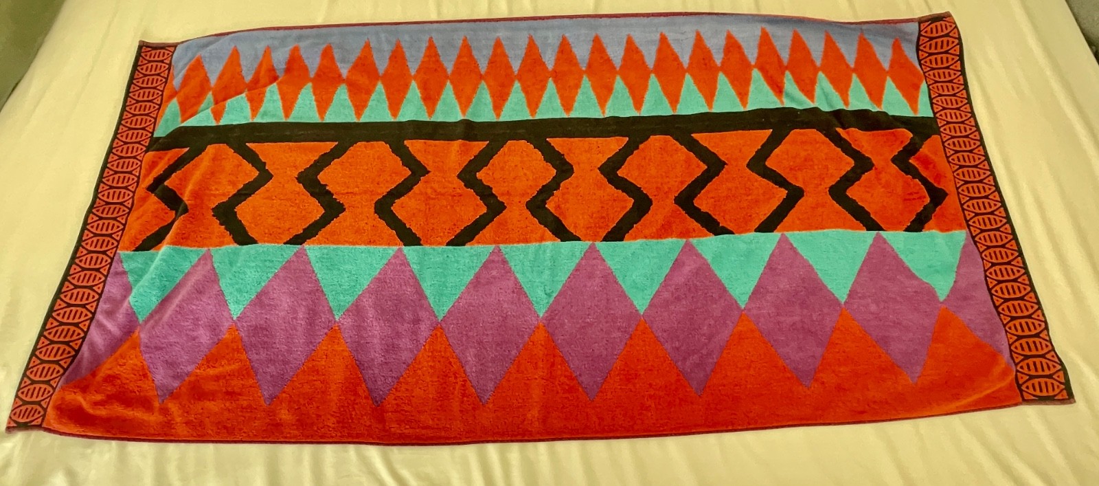 ROYAL TERRY VTG Beach Towel 1980\'s-90\'s Geometric SW Red Black Purple Teal  WOW