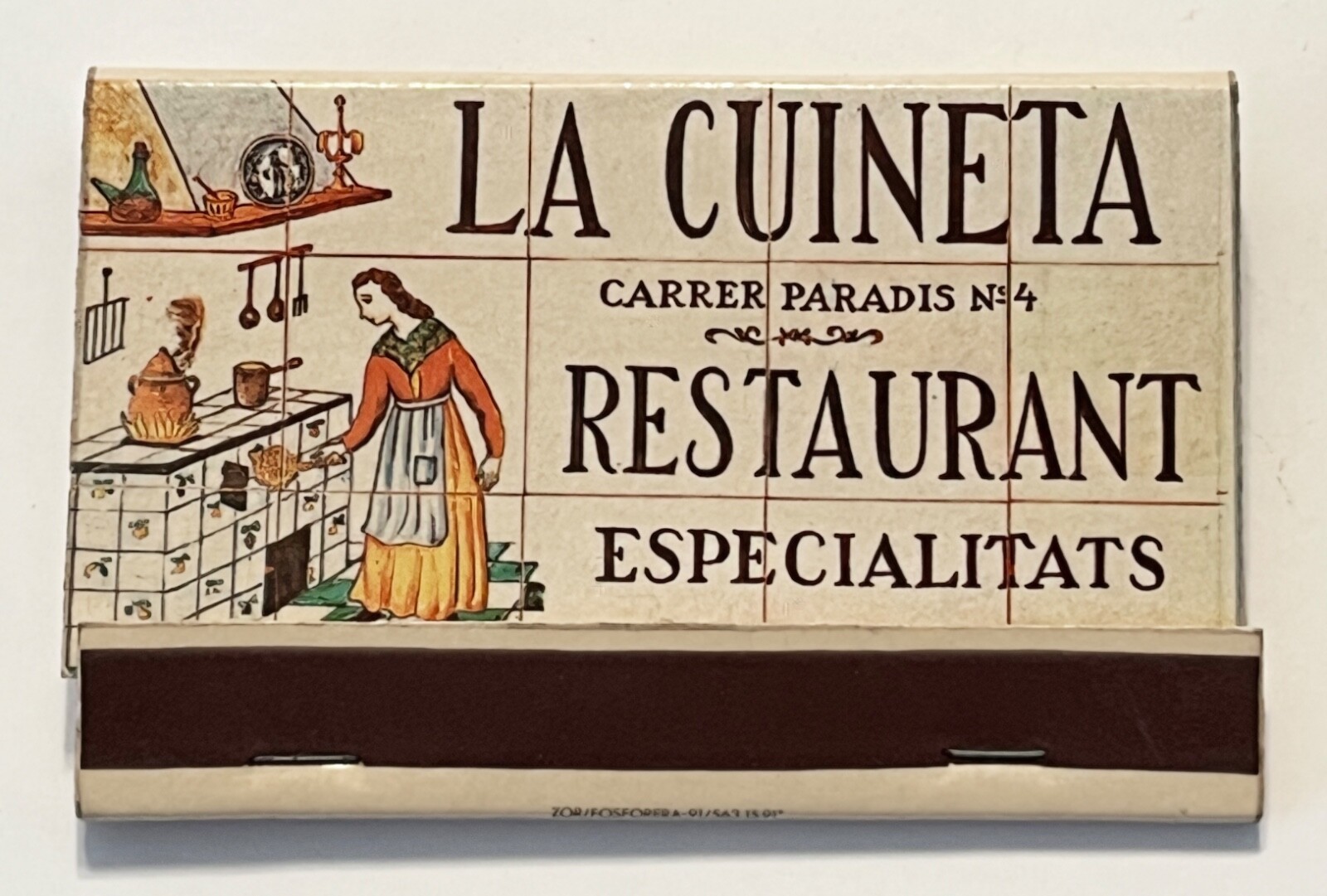 Vintage 1980s La Cuineta Carrer Paradis No. 4 Matchbook, Barcelona, Unstruck Vintage 1980s La Cuineta Carrer Paradis No. 4 Matchbook, Barcelona, Unstruck