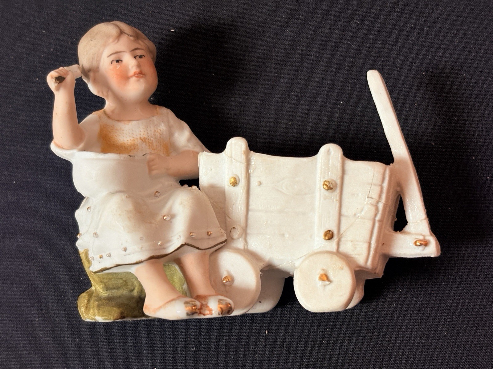 Vintage Pocelain Girl With Cart Figurine Vintage Pocelain Girl With Cart Figurine