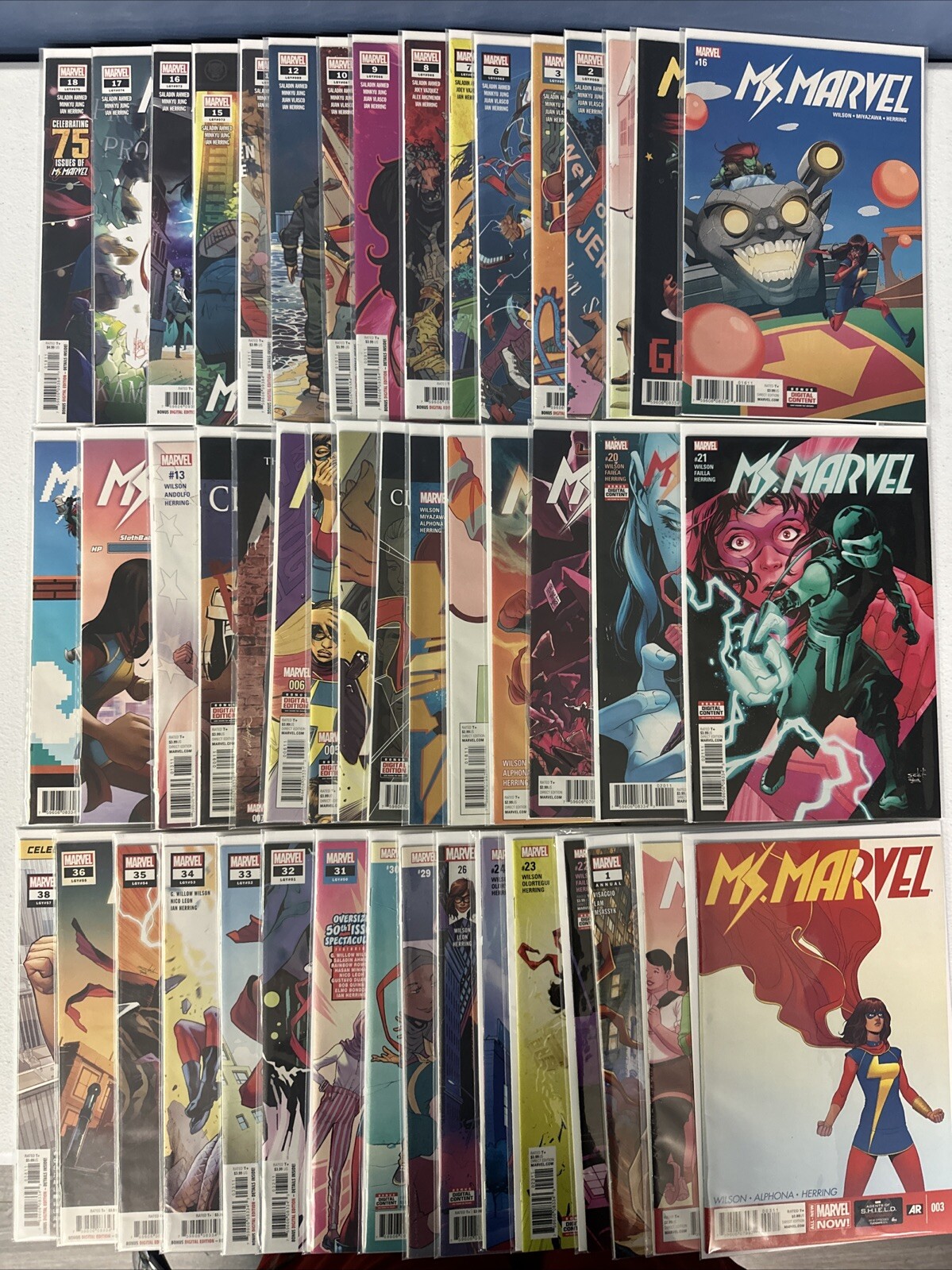 Magnificent Ms Marvel + Other Series HUGE Lot of 50 Comics MS MARVEL VF/NM *U9