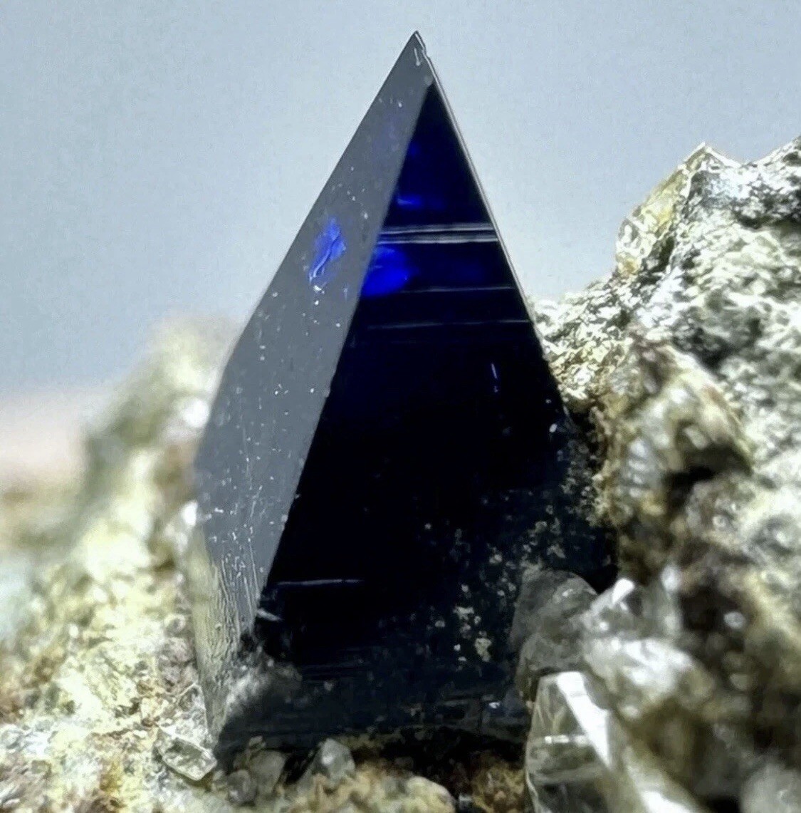 Natural Super Rare Blue Shade Anatase Crystal Cluster Raw Specimen Rough Matrix