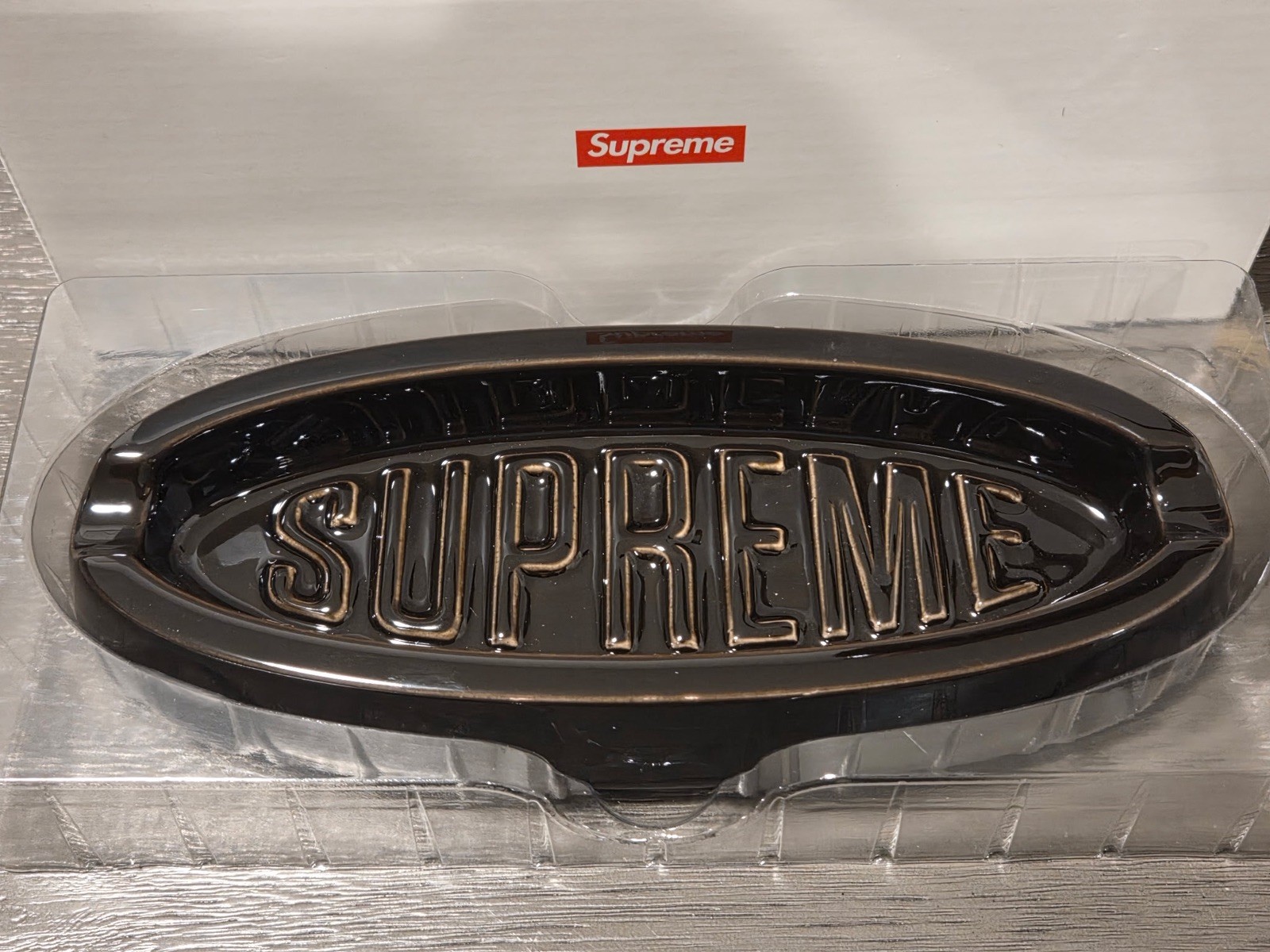 Supreme Oval Tray Ashtray black SS26 Ceramic Embossed NEW Authentic NEW