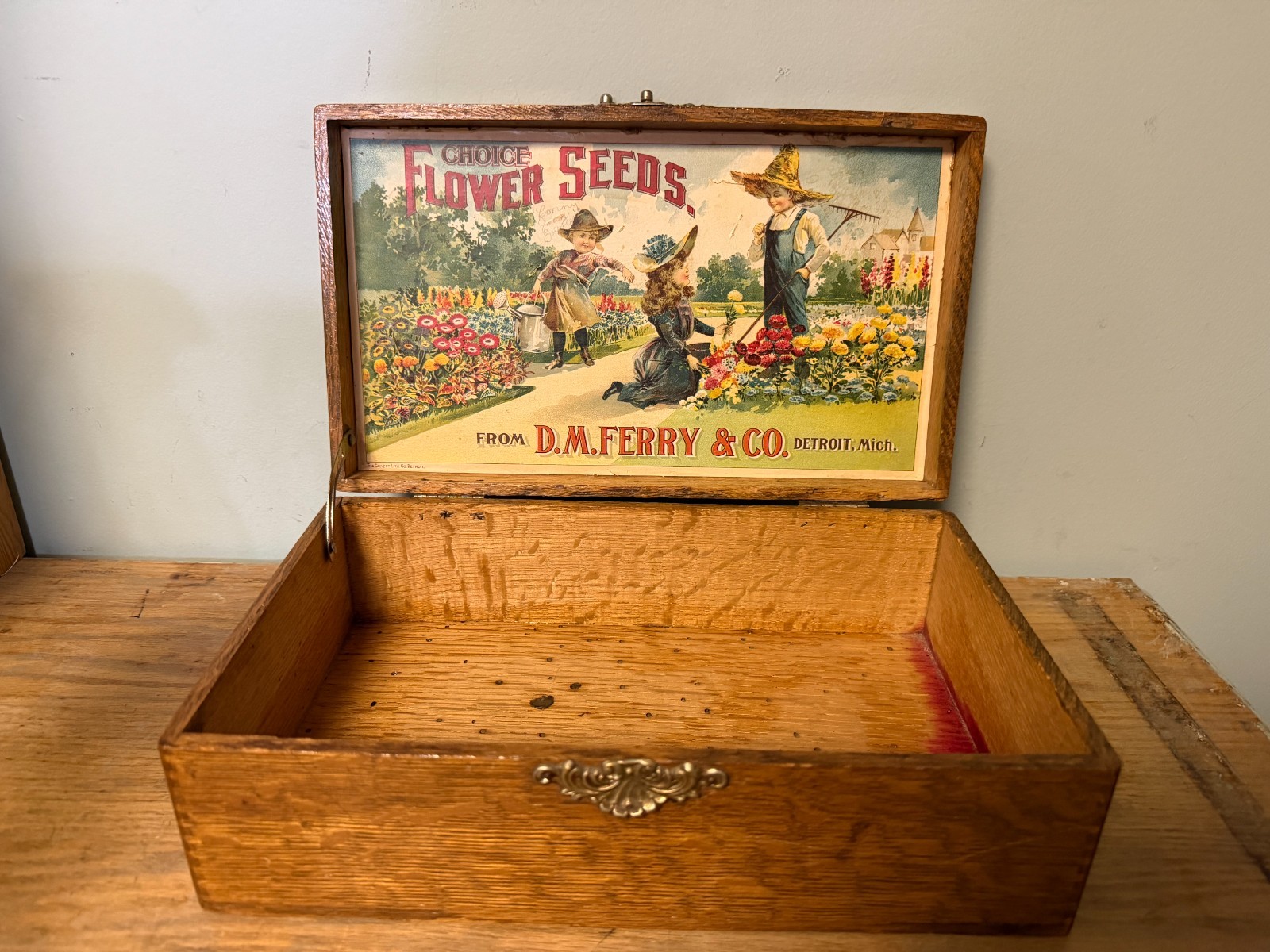 Antique CHOICE FLOWER SEEDS Wood Box D.M Ferry & Co Detroit MI Kids Floral