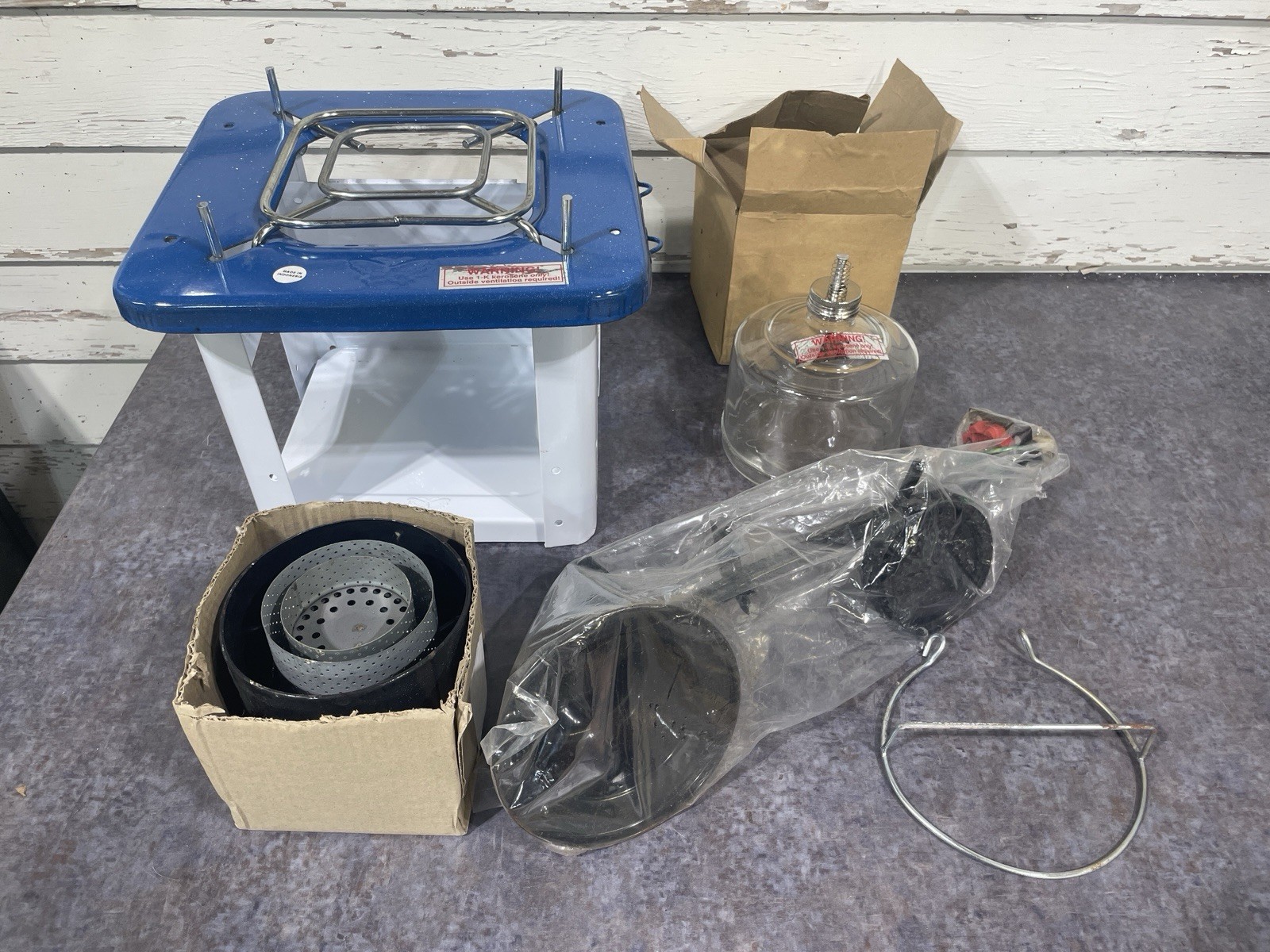 1970's Butterfly Kerosene Cook Stove 2413 New old Stock no Original Box Vintage