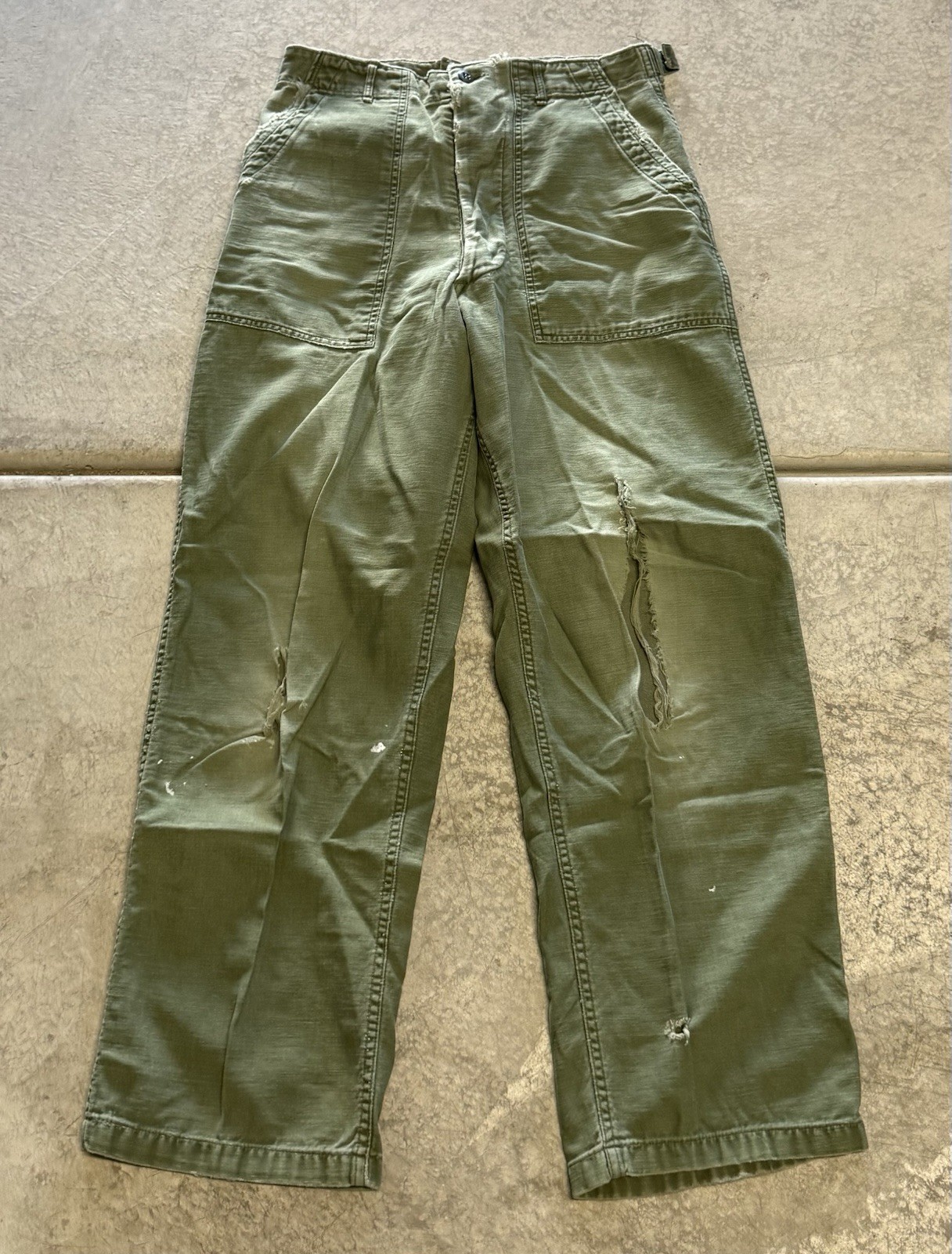 True Vintage 60’s OG 107 Military Army Distressed Pants 30x30 Green Button Fly True Vintage 60’s OG 107 Military Army Distressed Pants 30x30 Green Button Fly