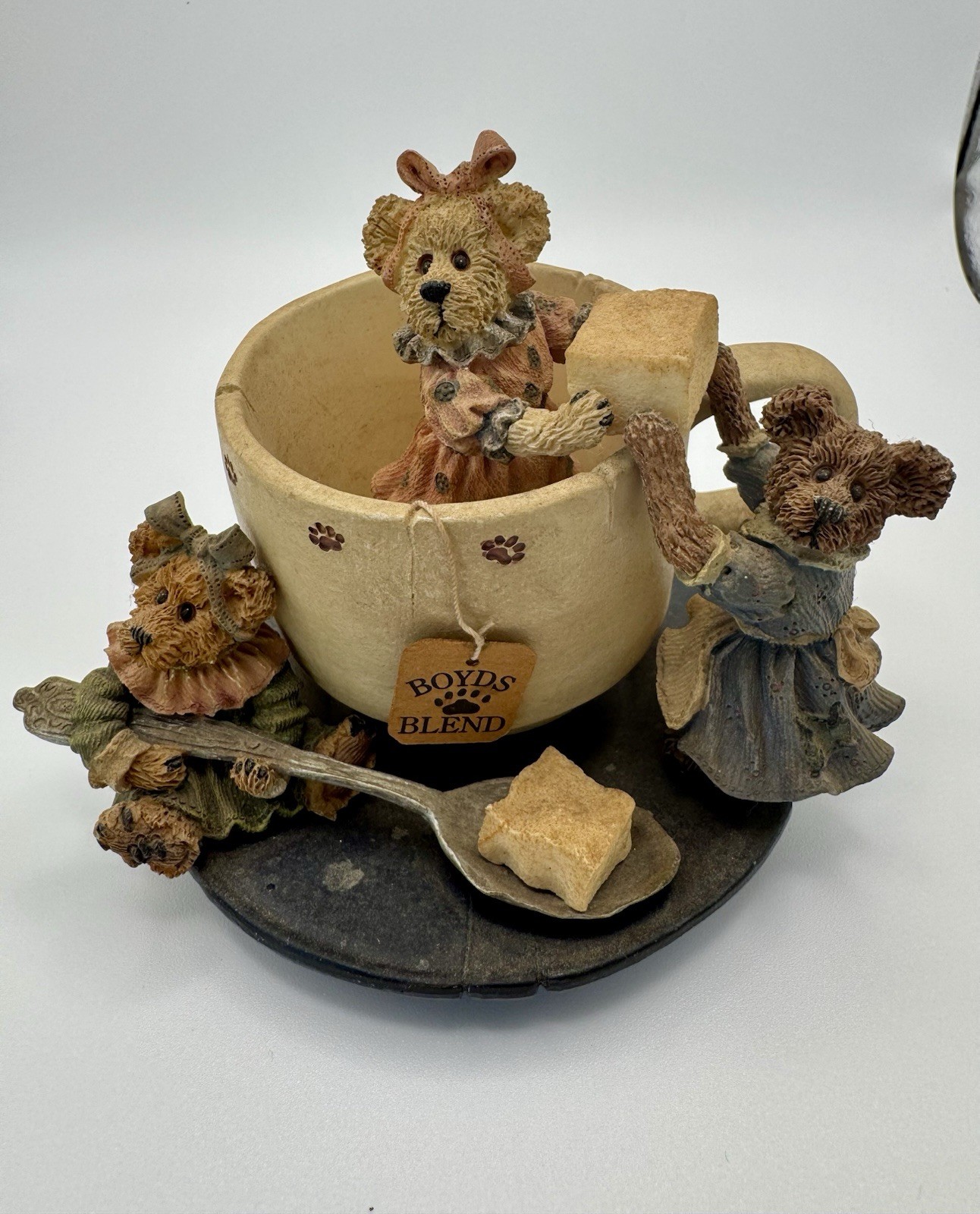 Boyds Bears Bearstone Figurine Prissie Sissie Missie Fixin Tea for Three 2000-71